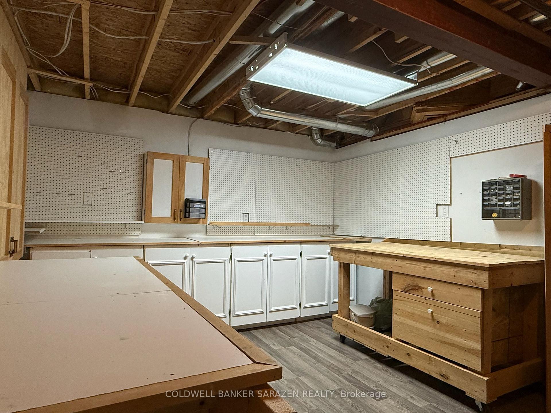 Photo 37 of 20 Whithorn Avenue, Ottawa, Kanata - Morgan's Grant/South March — HOMEH