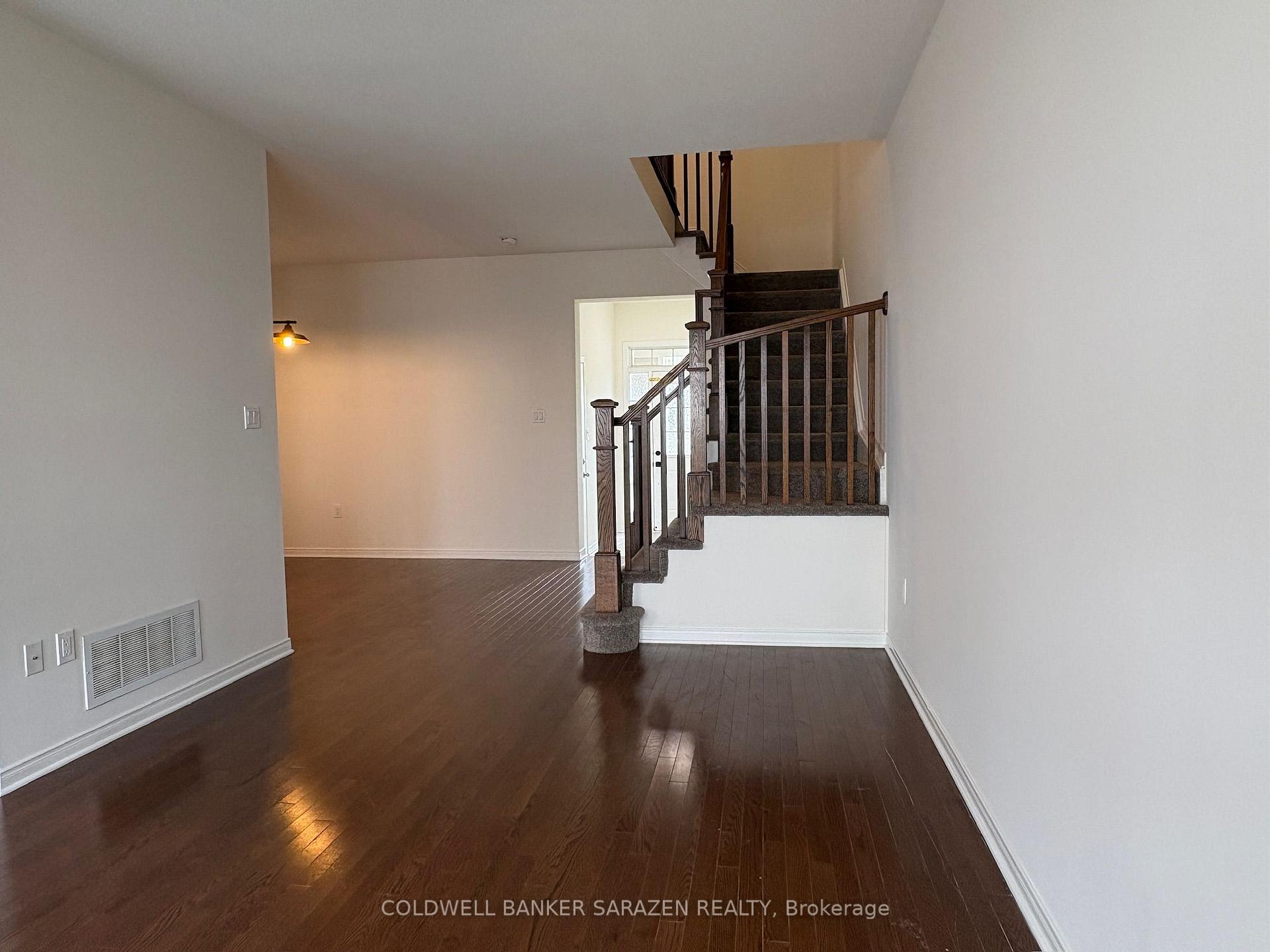 Photo 19 of 117 Laramie Crescent, Ottawa, Barrhaven - Stonebridge — HOMEH
