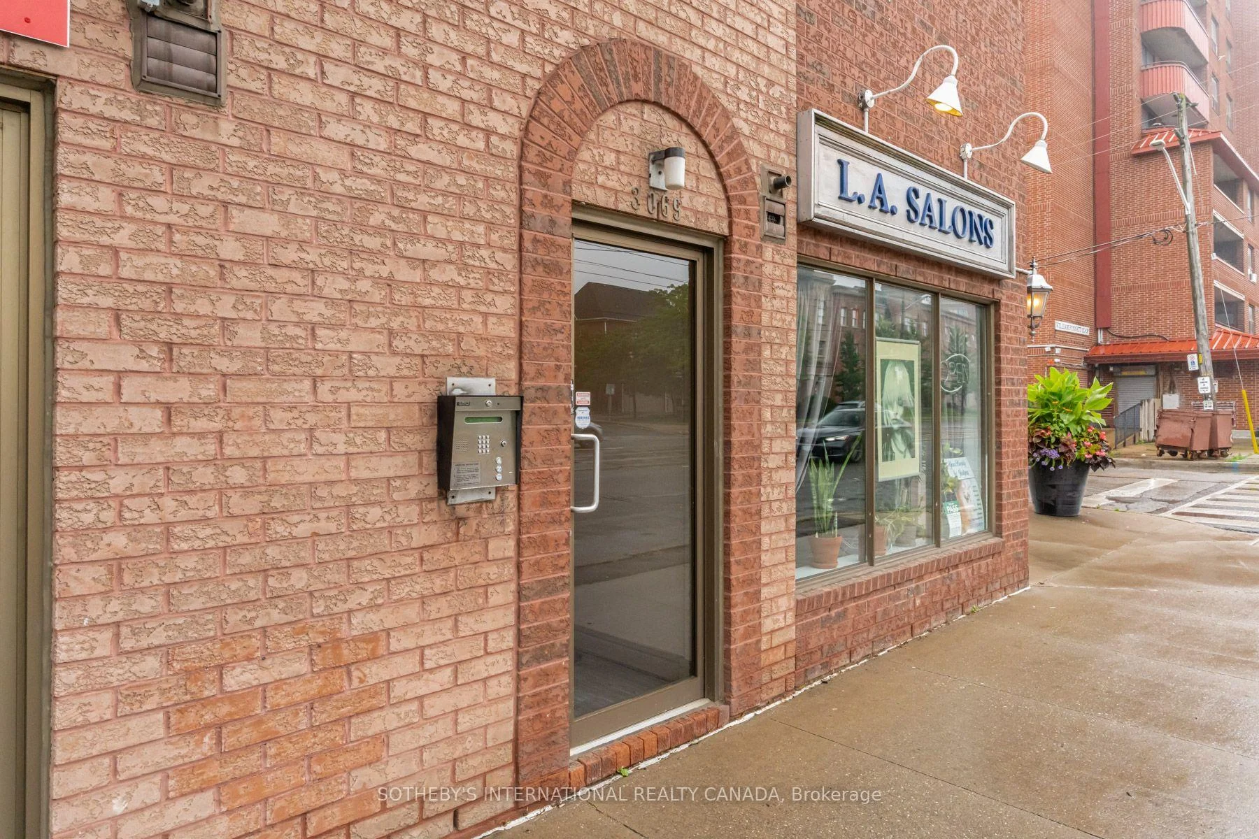 Photo 12 of Unit 301, 3069 Lakeshore Boulevard, Etobicoke, New Toronto — HOMEH