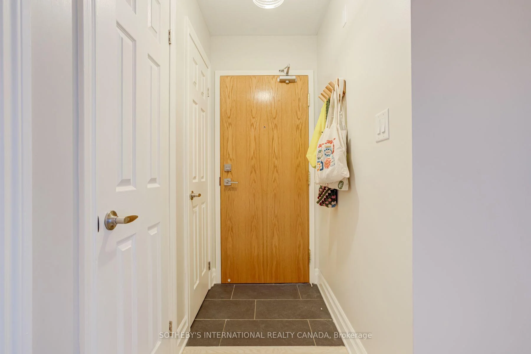 Photo 19 of Unit 301, 3069 Lakeshore Boulevard, Etobicoke, New Toronto — HOMEH