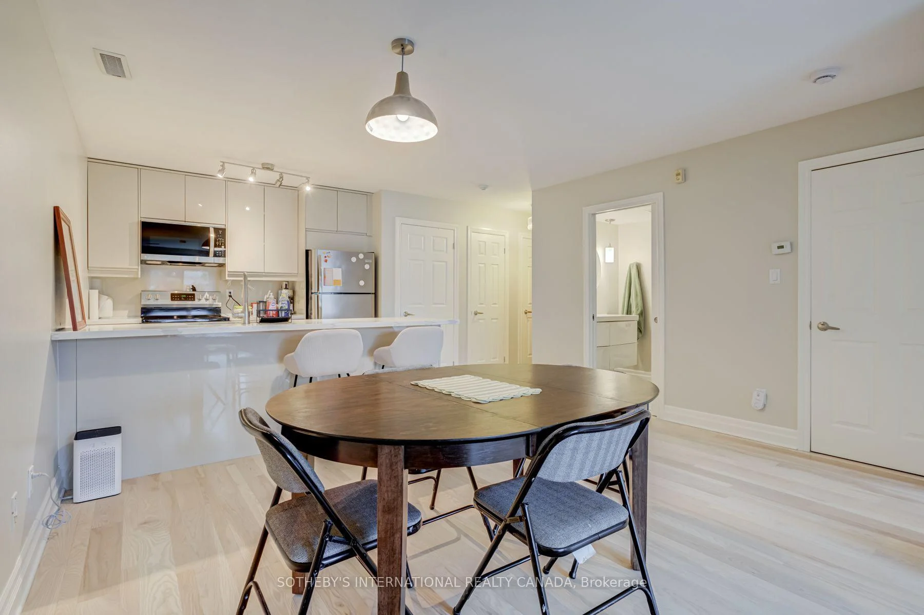 Photo 45 of Unit 301, 3069 Lakeshore Boulevard, Etobicoke, New Toronto — HOMEH