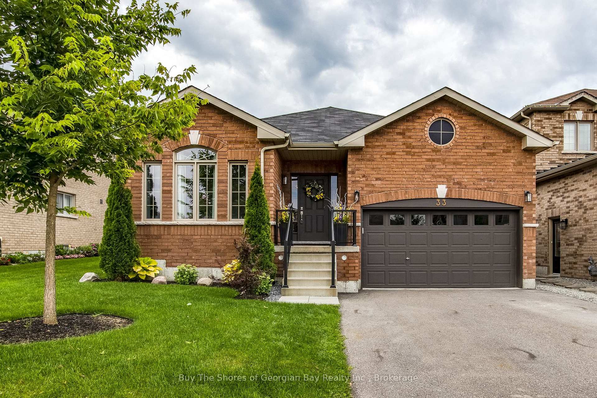 Photo 1 of 33 Beausoleil Drive, Penetanguishene — HOMEH