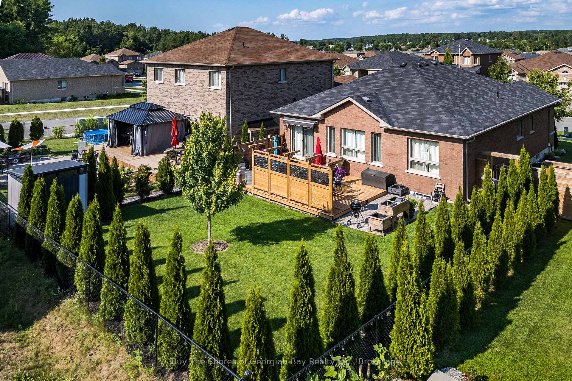 Photo 3 of 33 Beausoleil Drive, Penetanguishene — HOMEH