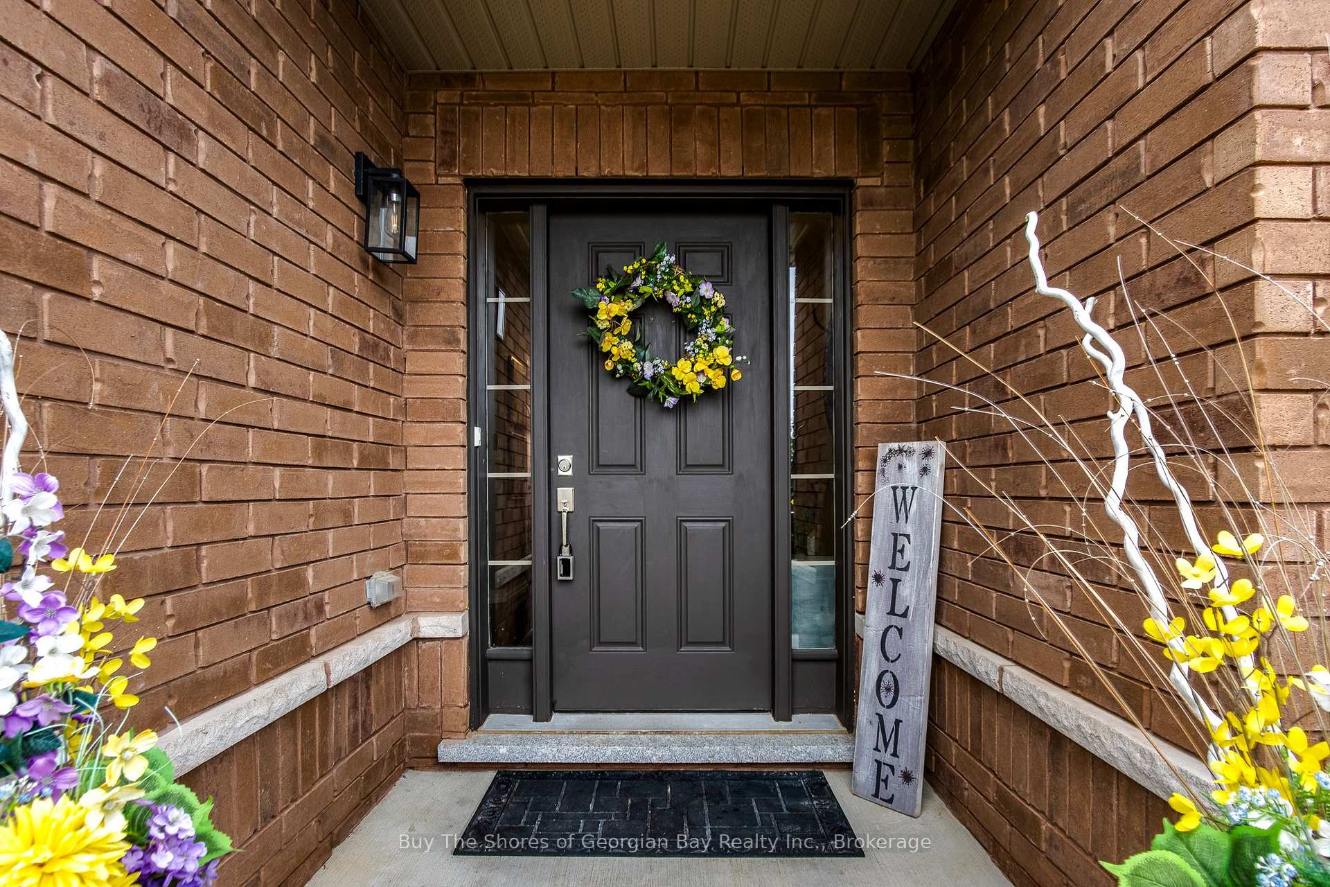 Photo 4 of 33 Beausoleil Drive, Penetanguishene — HOMEH