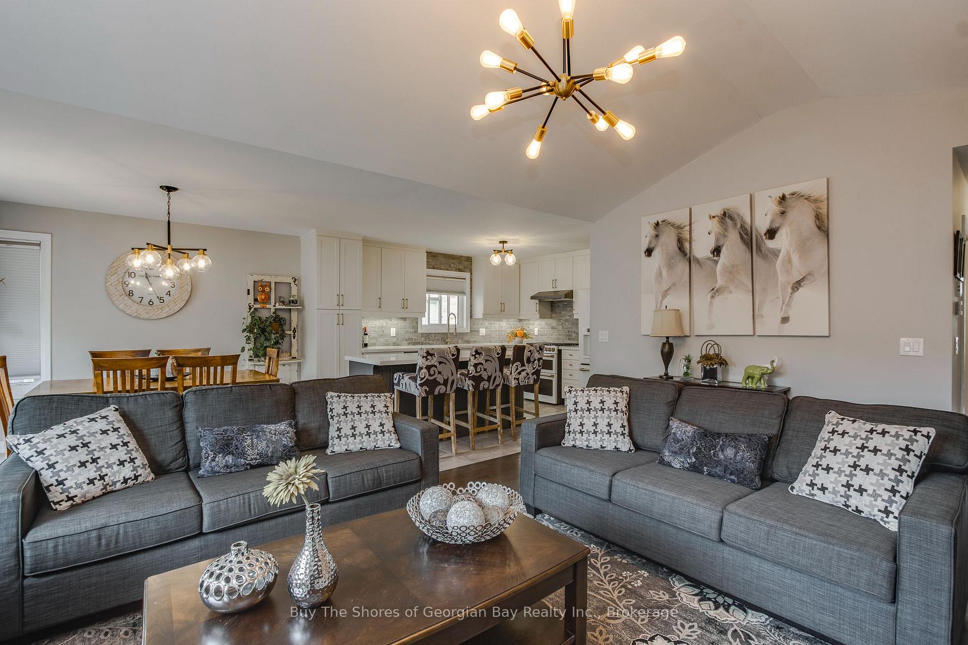 Photo 7 of 33 Beausoleil Drive, Penetanguishene — HOMEH