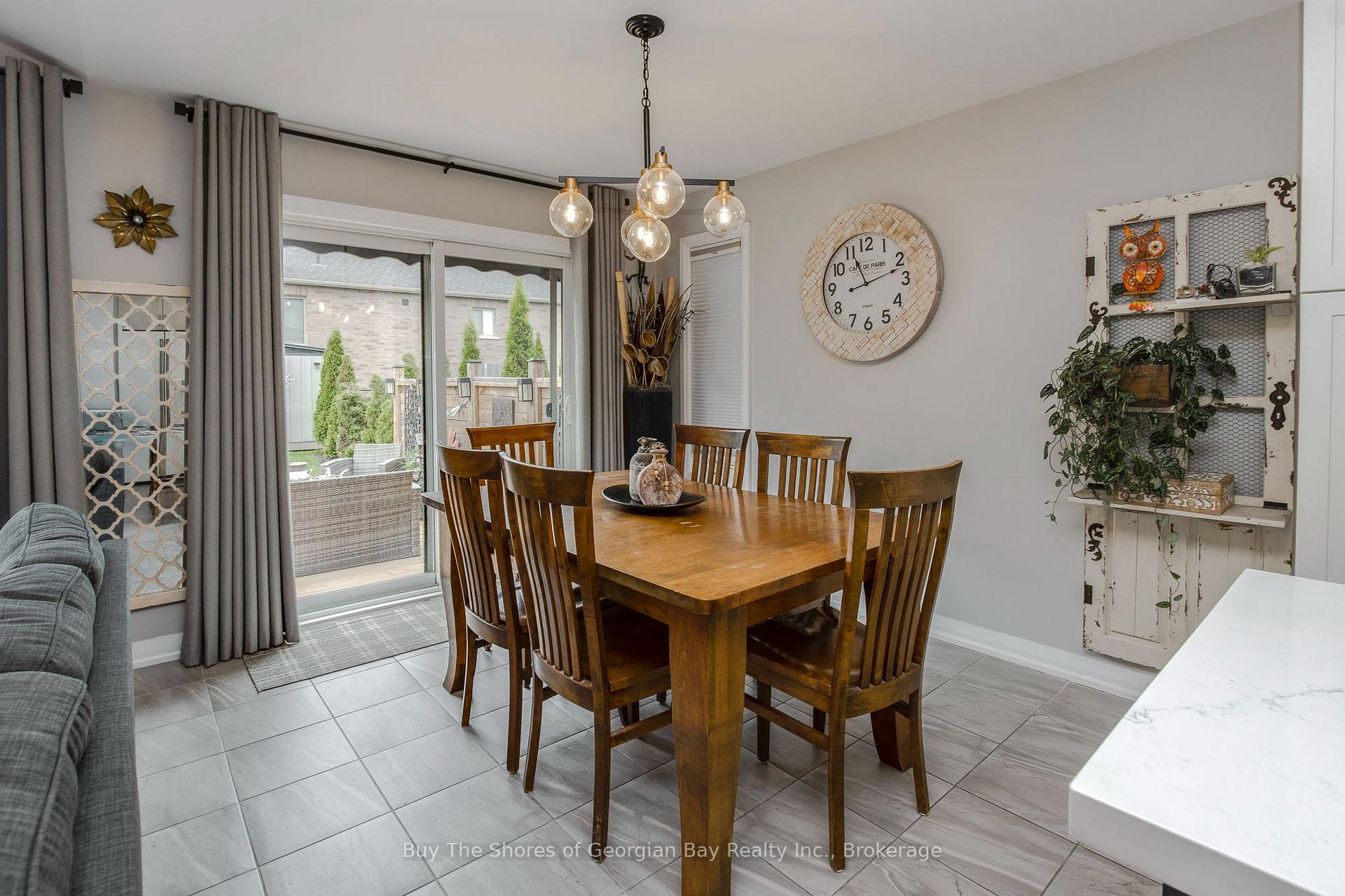 Photo 8 of 33 Beausoleil Drive, Penetanguishene — HOMEH