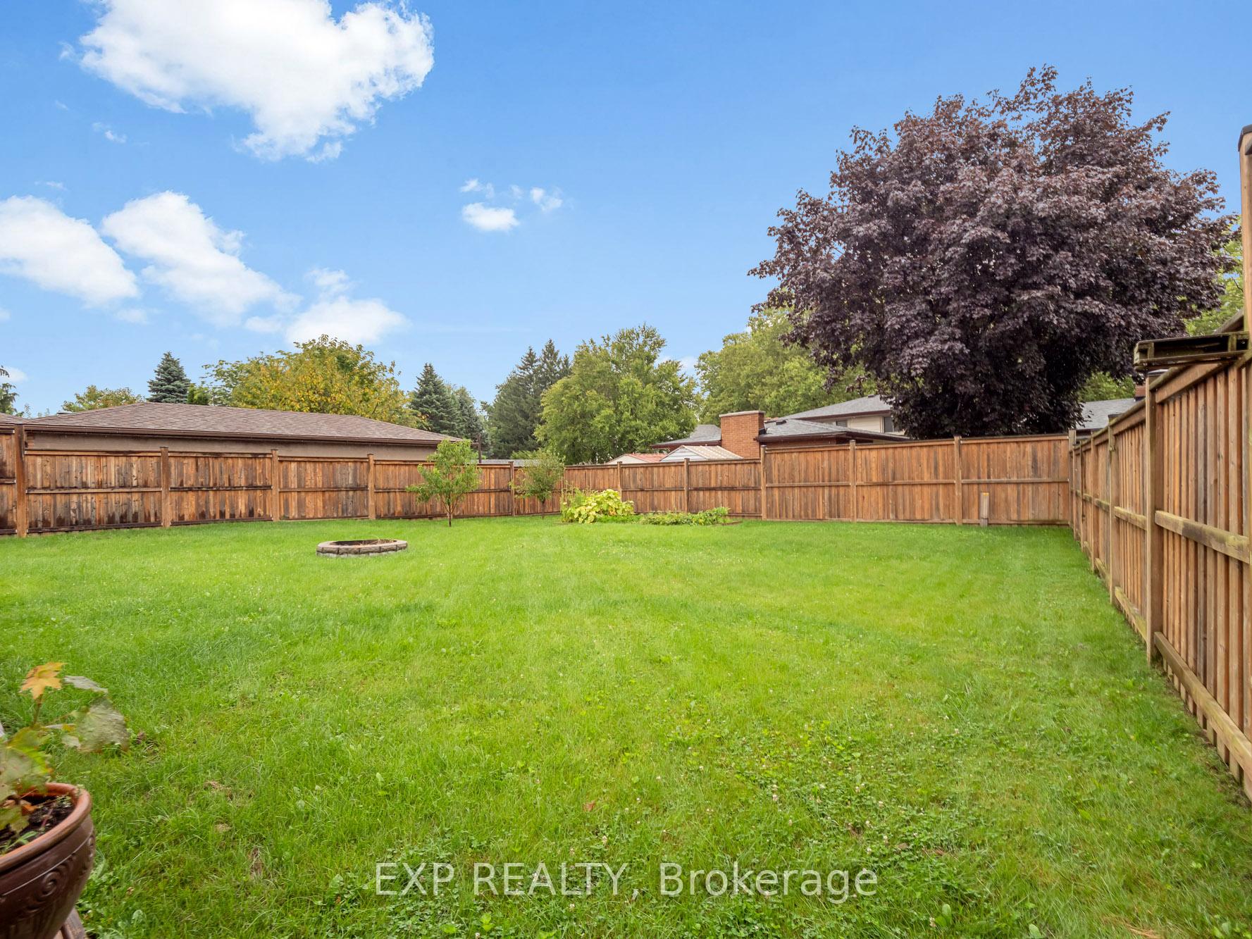 Photo 19 of 6450 Caledonia (Upper) Street, Niagara Falls, Arad/Fallsview — HOMEH