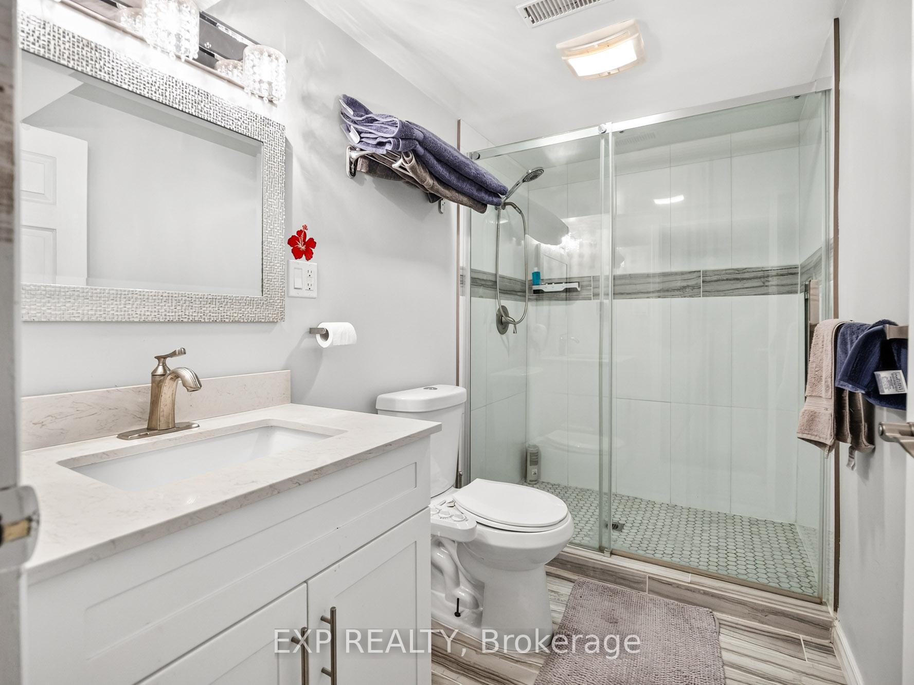 Photo 5 of 6450 Caledonia (Lower) Street, Niagara Falls, Arad/Fallsview — HOMEH