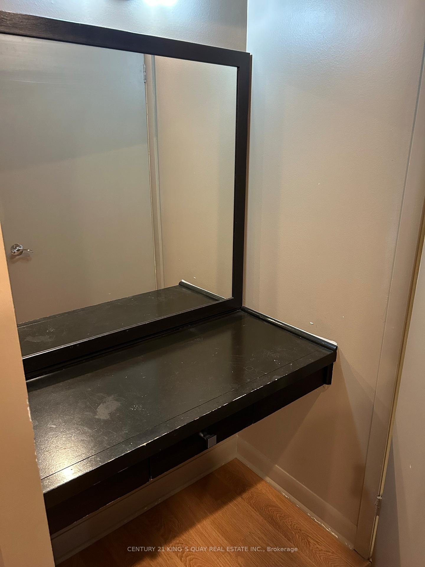 Photo 4 of Unit 1002, 200 Victoria Street, Toronto, Church-Yonge Corridor — HOMEH
