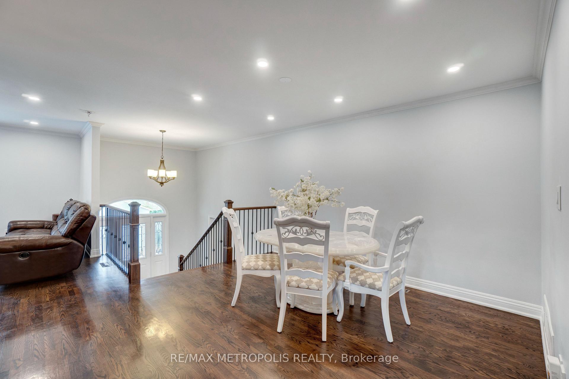 Photo 8 of 1872 Appleview Road, Pickering, Dunbarton — HOMEH