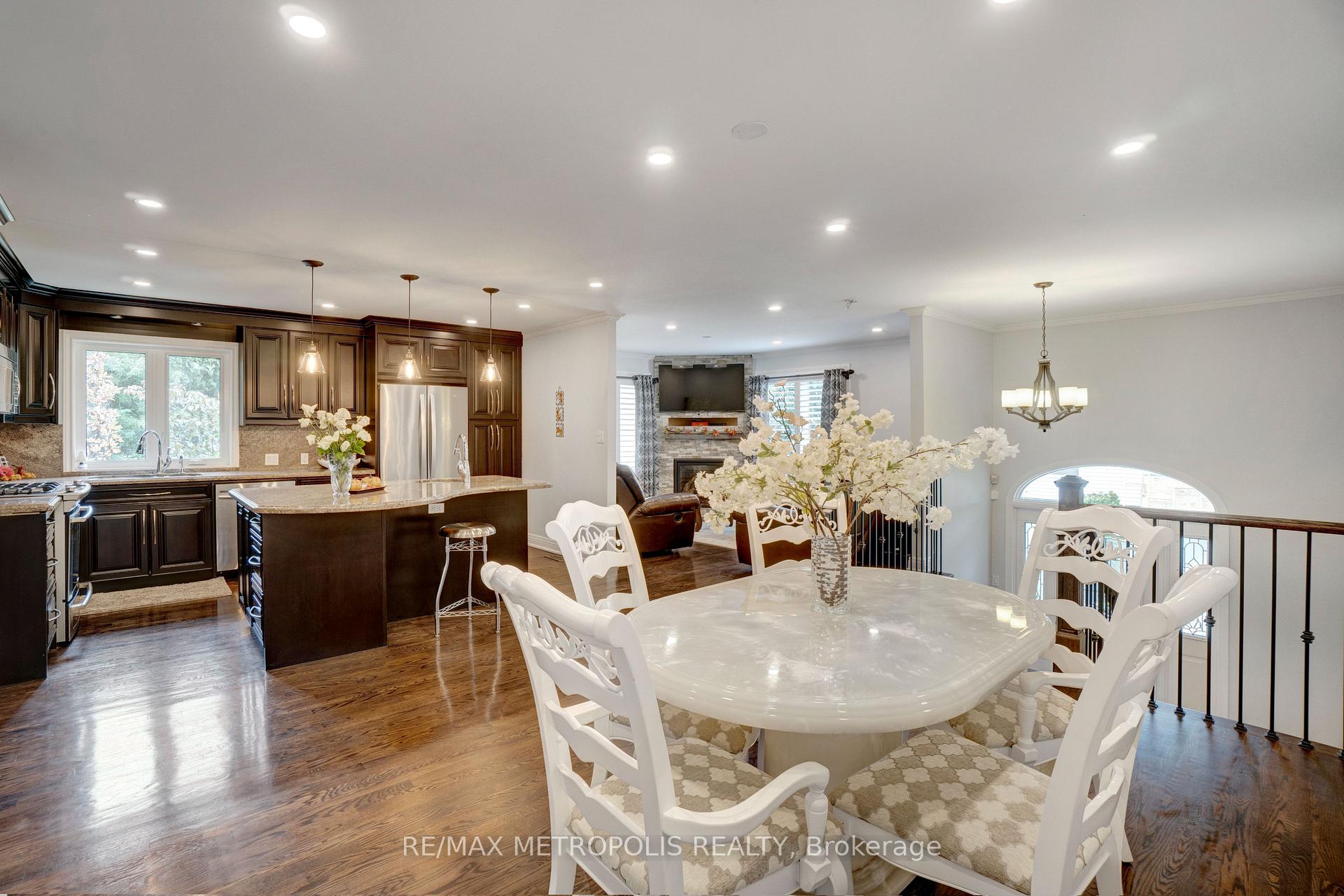 Photo 9 of 1872 Appleview Road, Pickering, Dunbarton — HOMEH