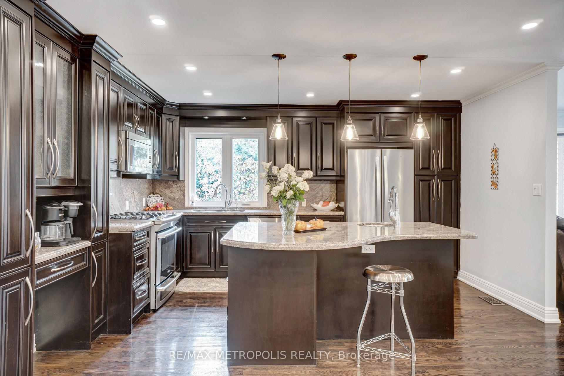Photo 11 of 1872 Appleview Road, Pickering, Dunbarton — HOMEH