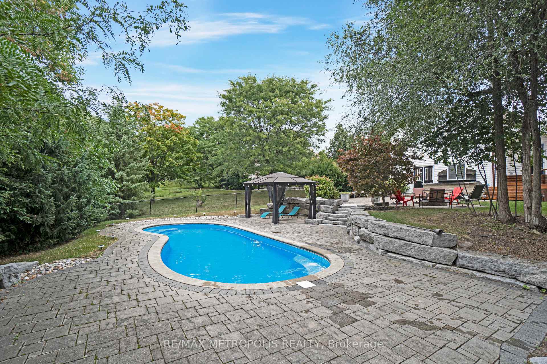 Photo 36 of 1872 Appleview Road, Pickering, Dunbarton — HOMEH