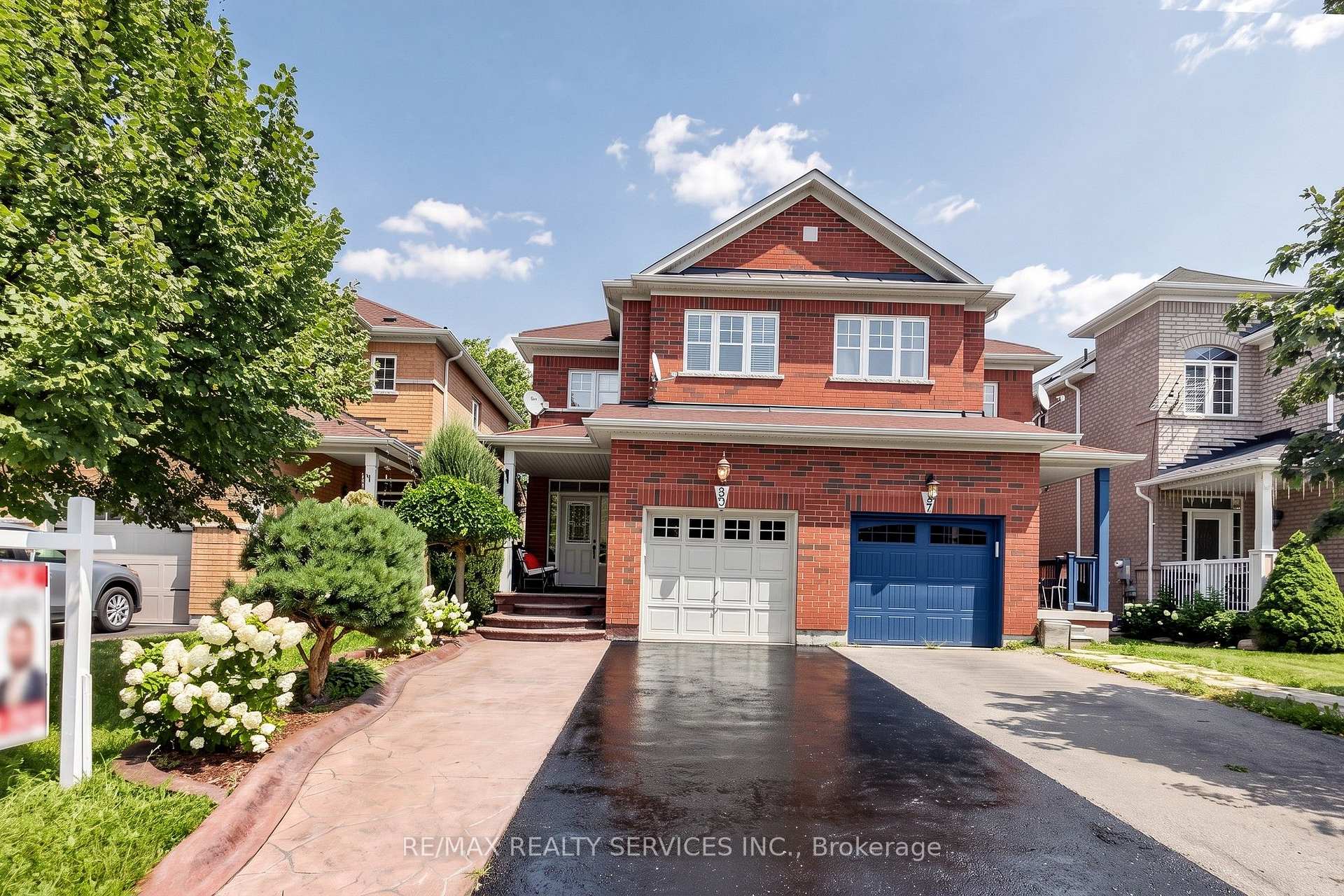 Front of 50 Rocky Point Crescent