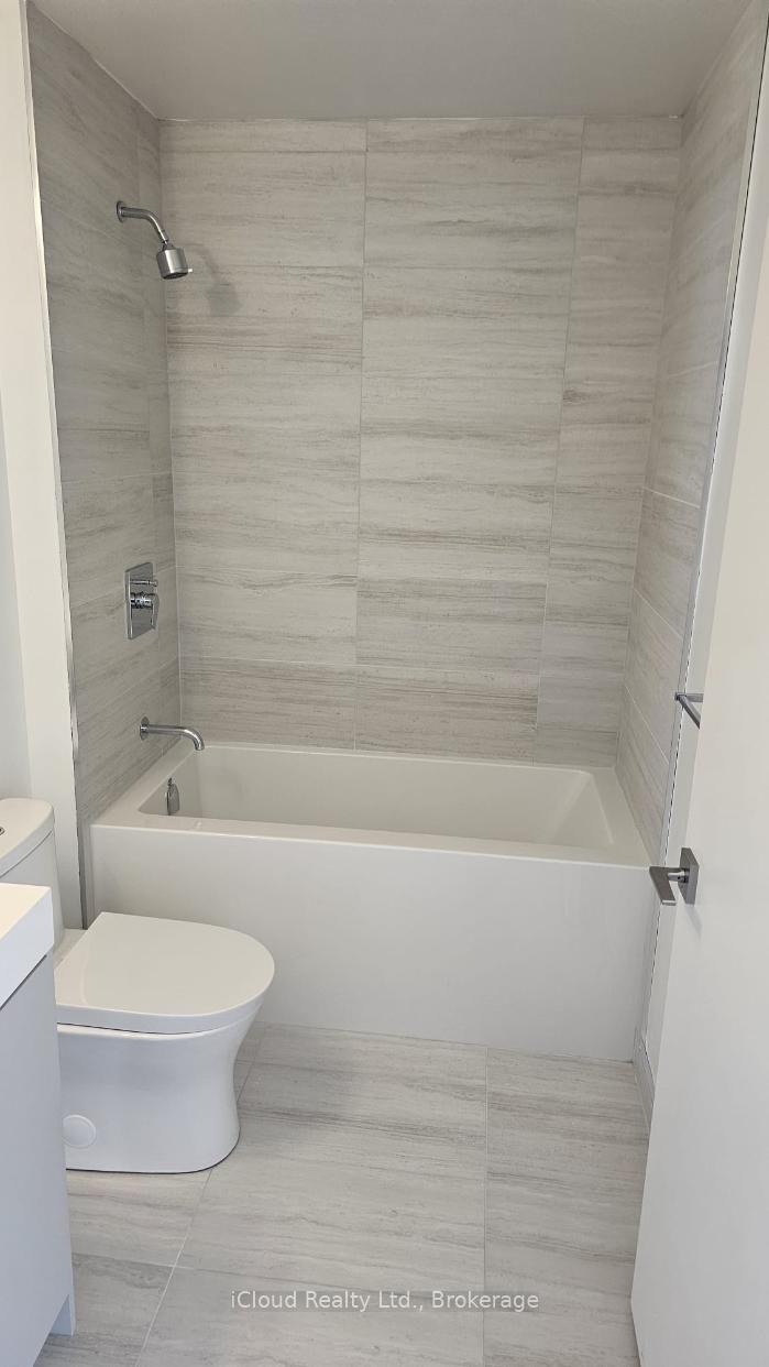 Photo 4 of Unit 2423, 498 Caldari Road, Vaughan, Concord — HOMEH