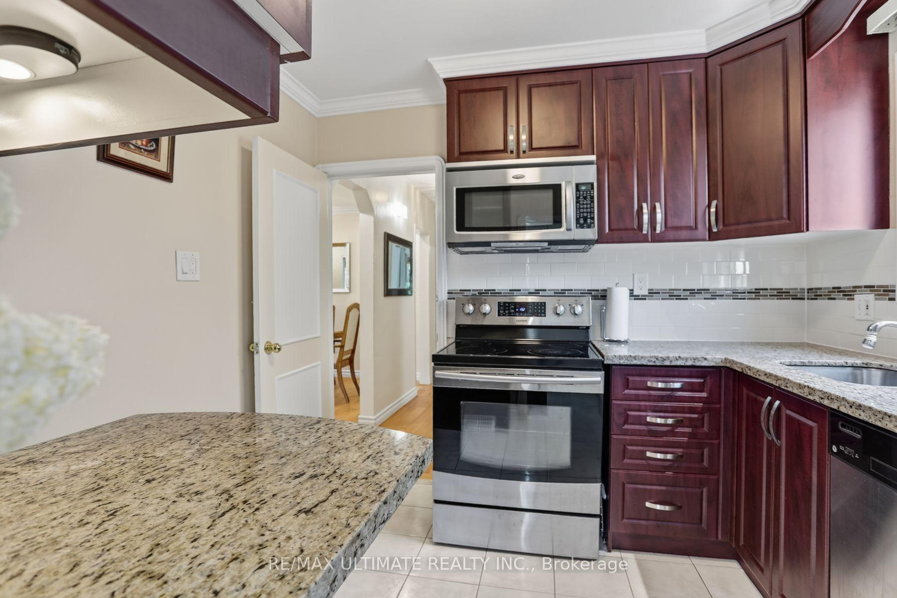 Photo 17 of 11 Midholm Drive, Scarborough, Ionview — HOMEH