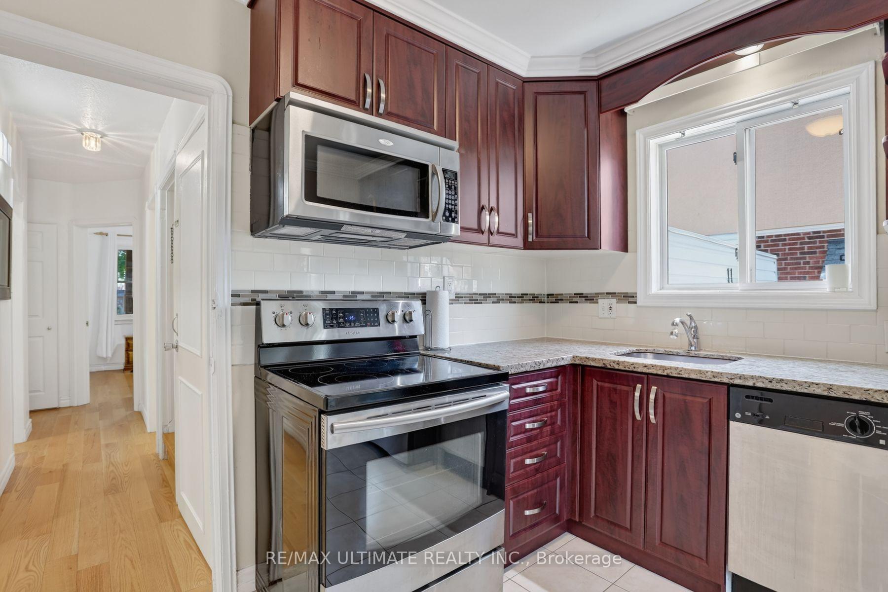 Photo 20 of 11 Midholm Drive, Scarborough, Ionview — HOMEH