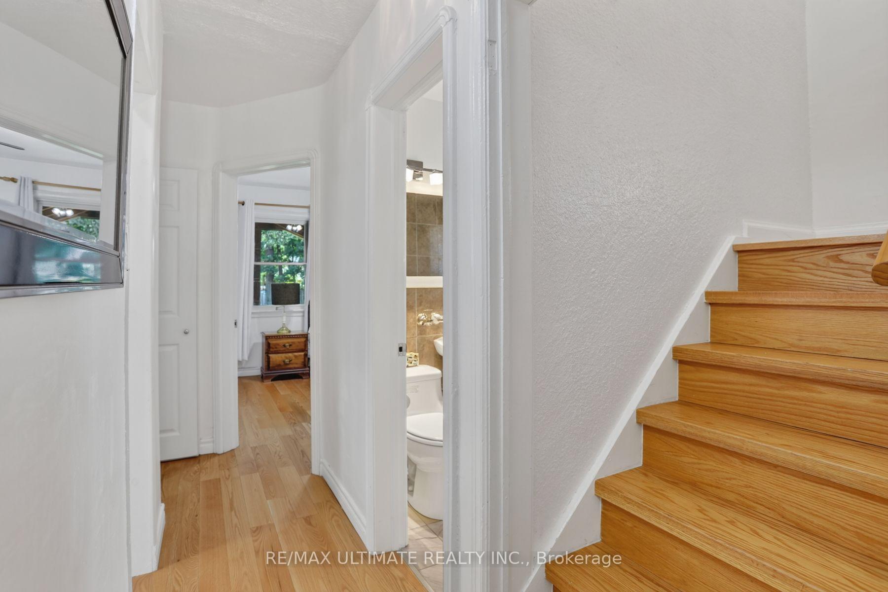 Photo 25 of 11 Midholm Drive, Scarborough, Ionview — HOMEH