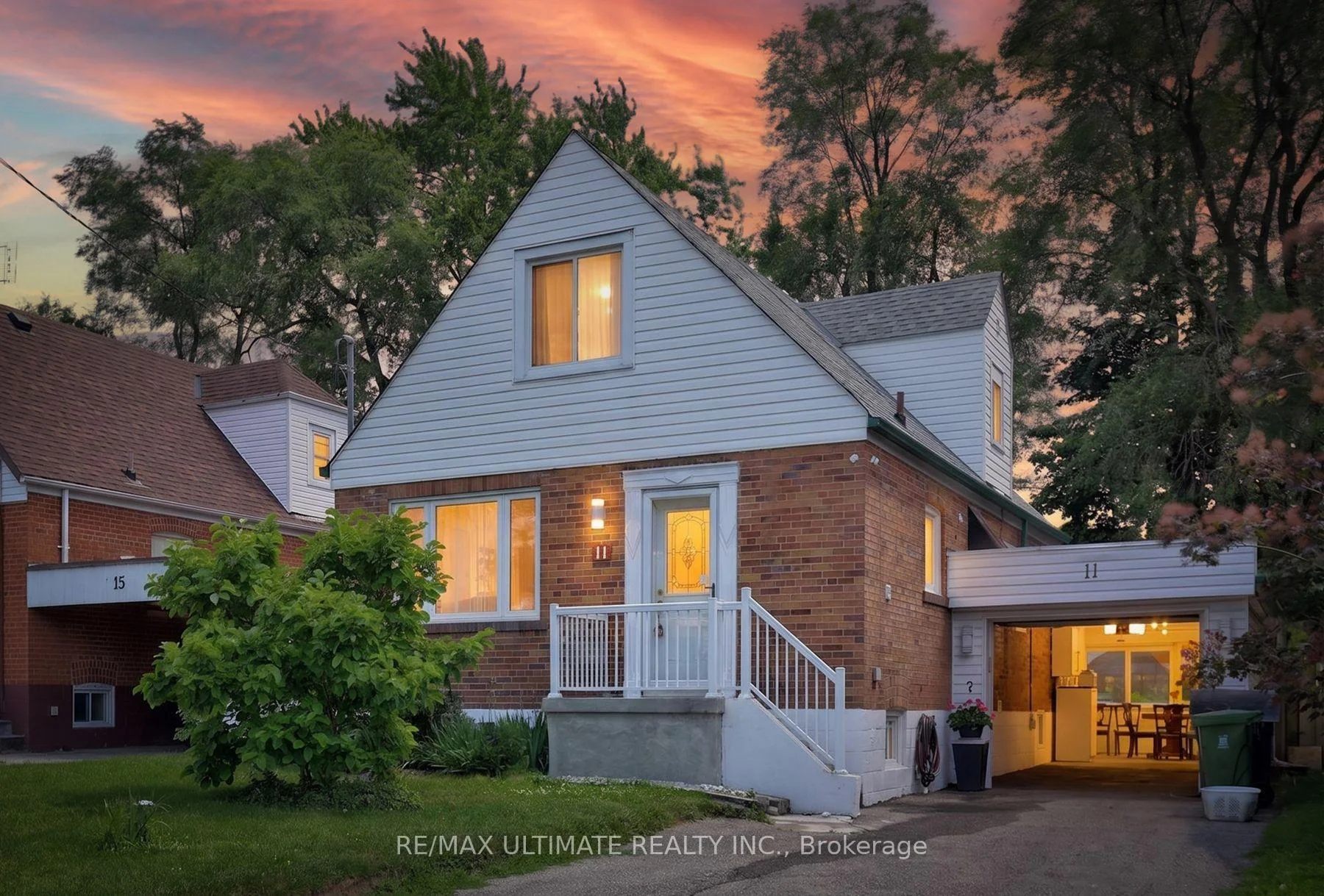 Photo of 11 Midholm Drive