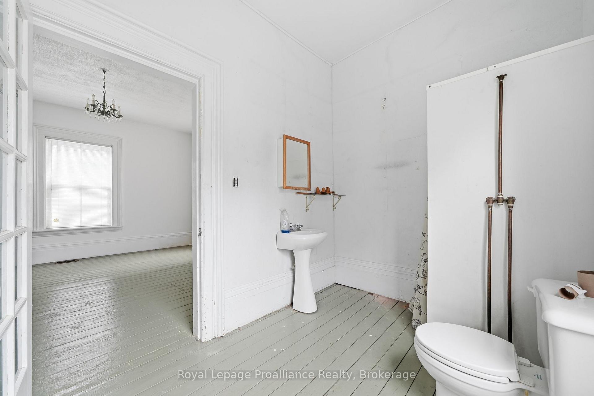 Photo 11 of 43 Grove Street, Belleville, Belleville Ward — HOMEH