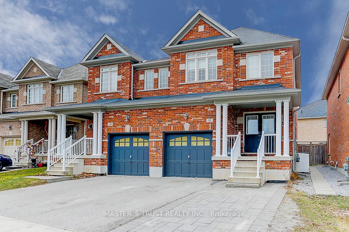 Photo 2 of 12 Glenbar Gardens, Markham, Village Green-South Unionville — HOMEH