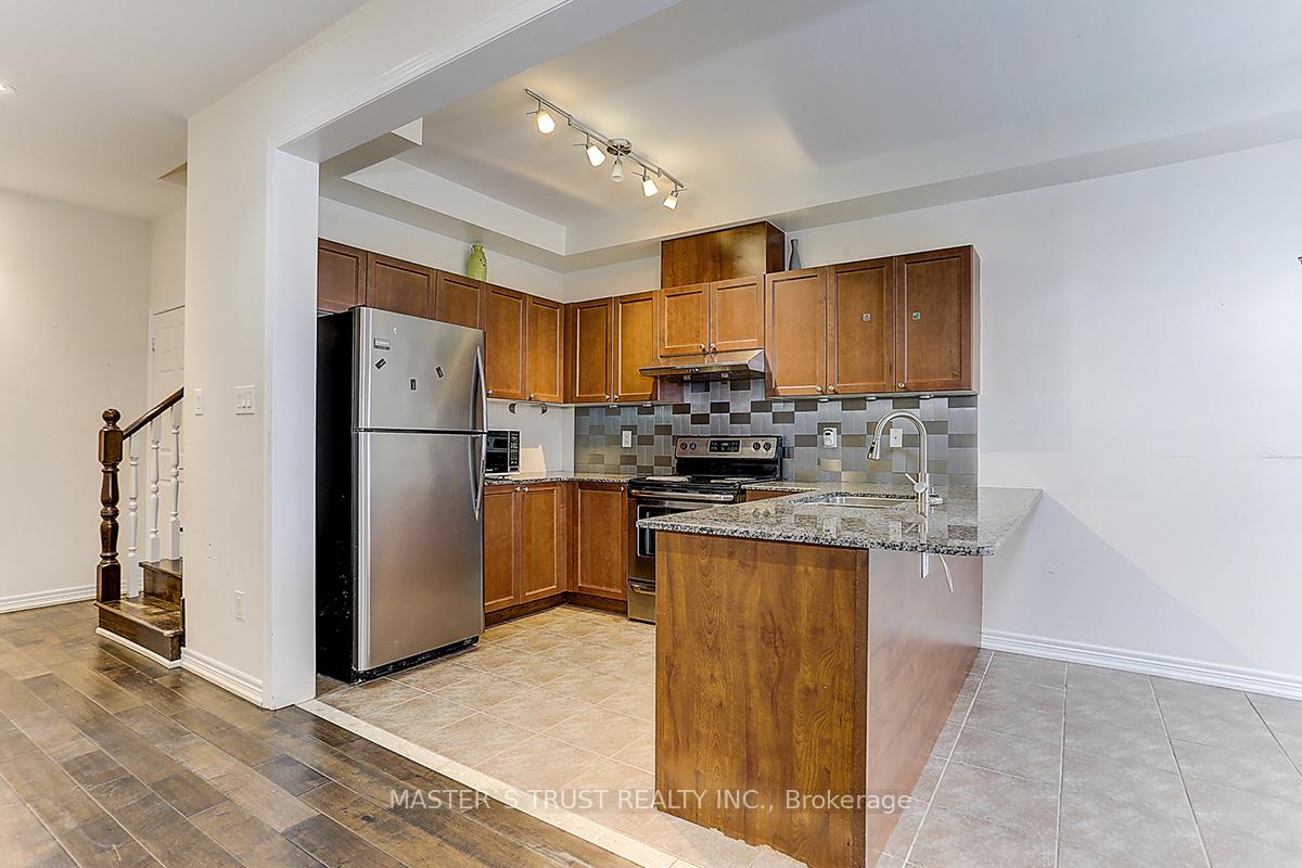 Photo 12 of 12 Glenbar Gardens, Markham, Village Green-South Unionville — HOMEH
