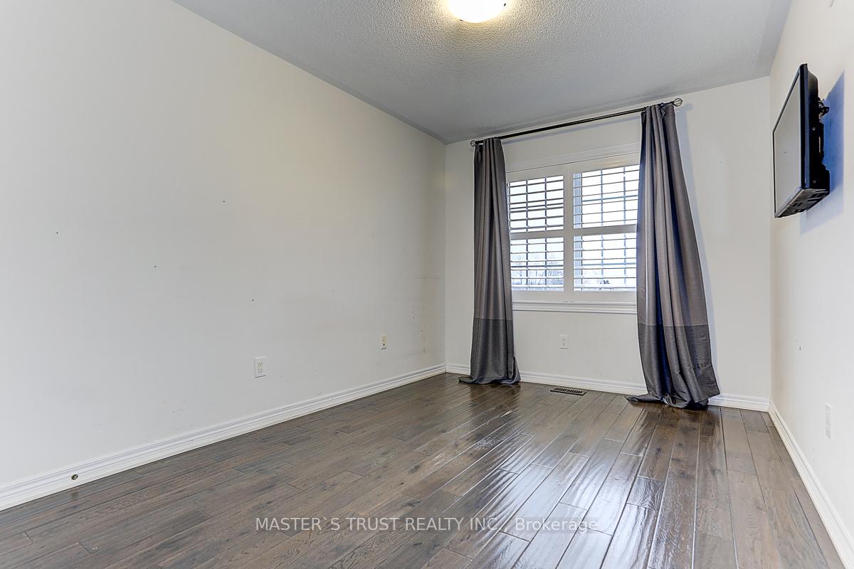 Photo 21 of 12 Glenbar Gardens, Markham, Village Green-South Unionville — HOMEH