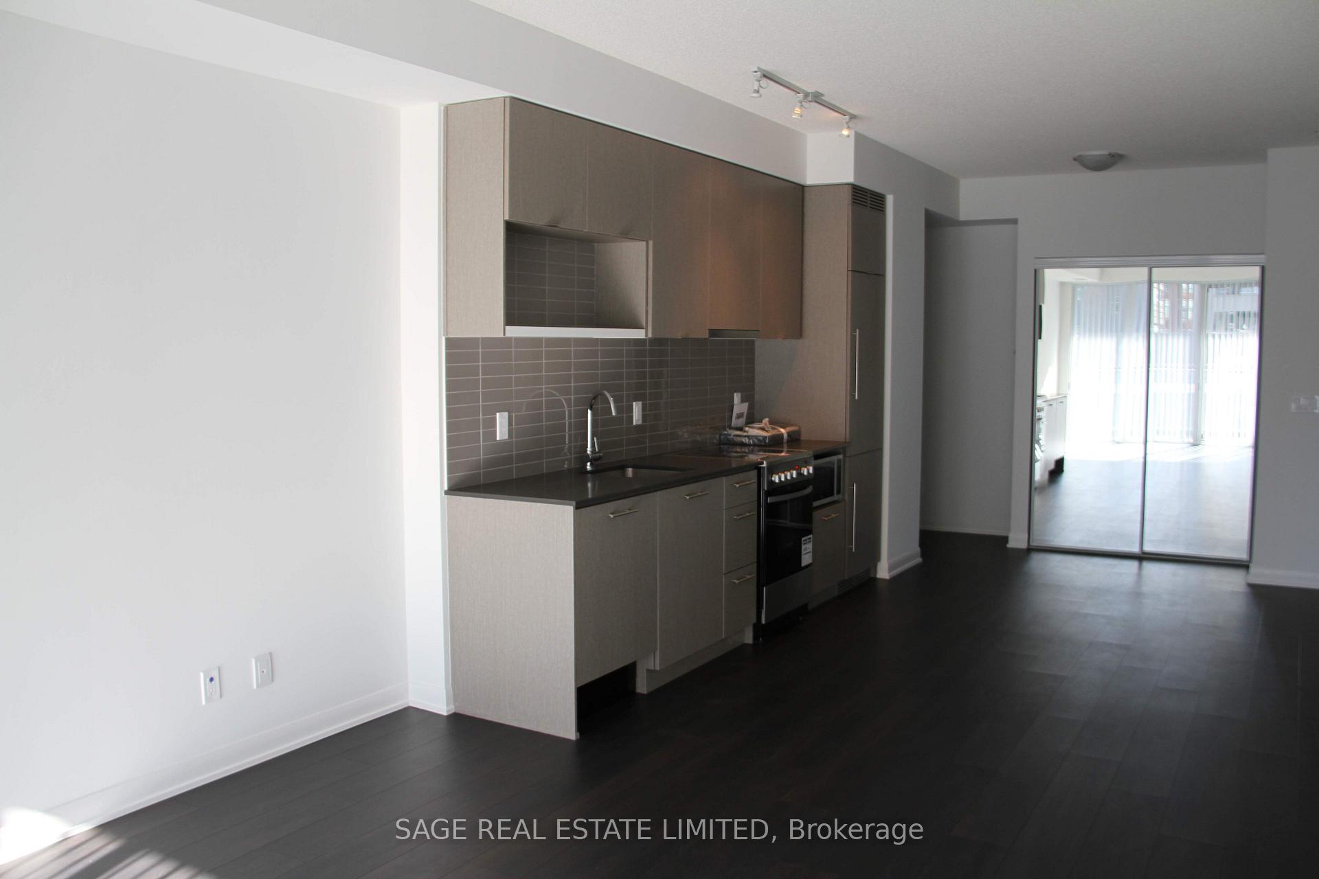 Front of Unit 304, 435 Richmond Street