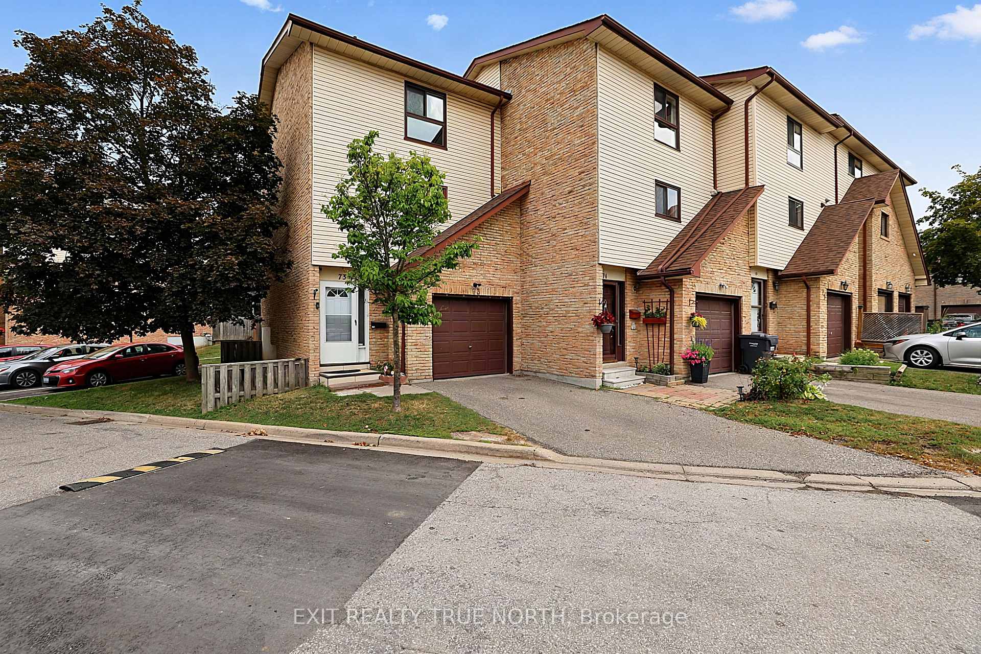 Photo 2 of 73 Collins Crescent, Brampton, Brampton North — HOMEH