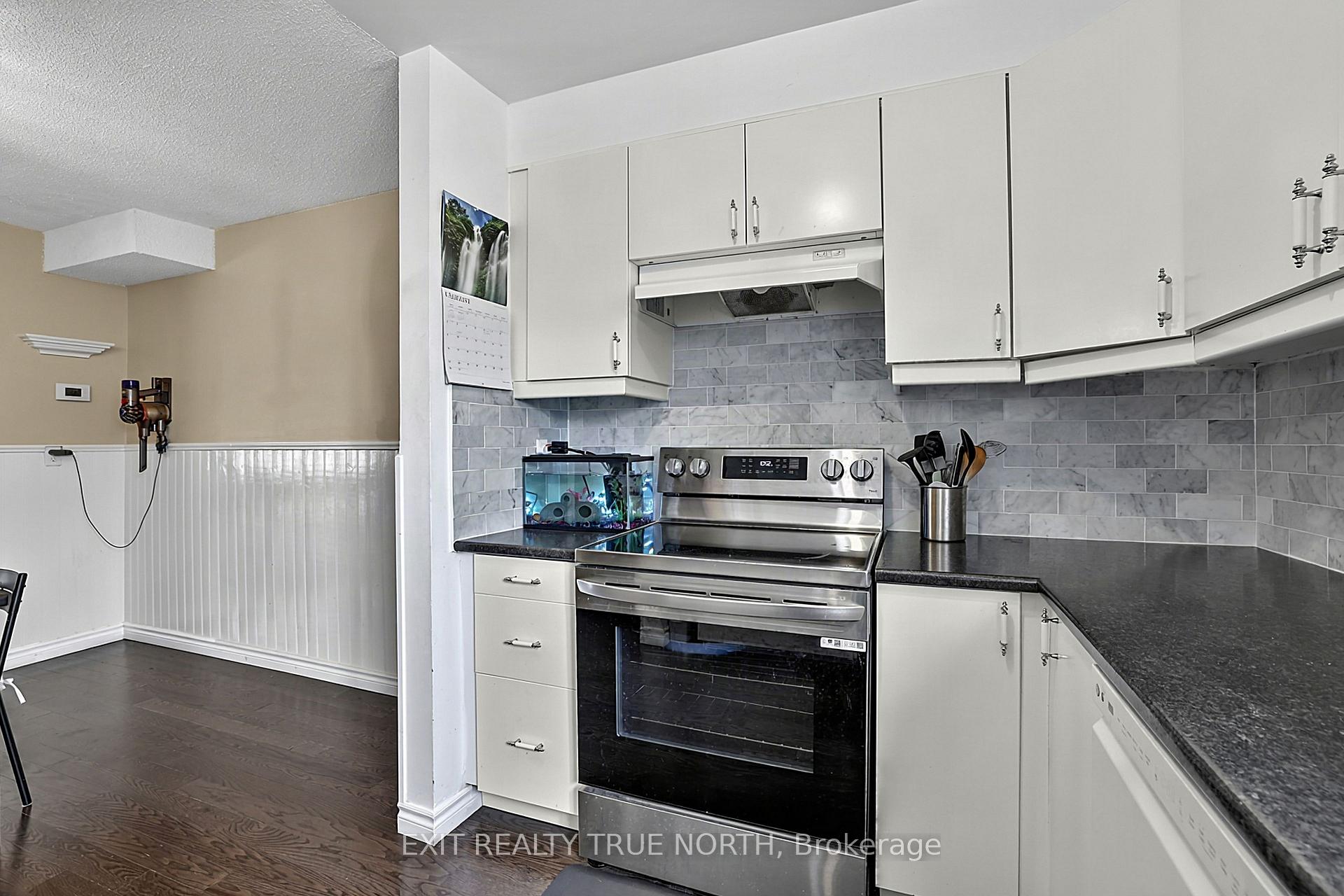 Photo 18 of 73 Collins Crescent, Brampton, Brampton North — HOMEH