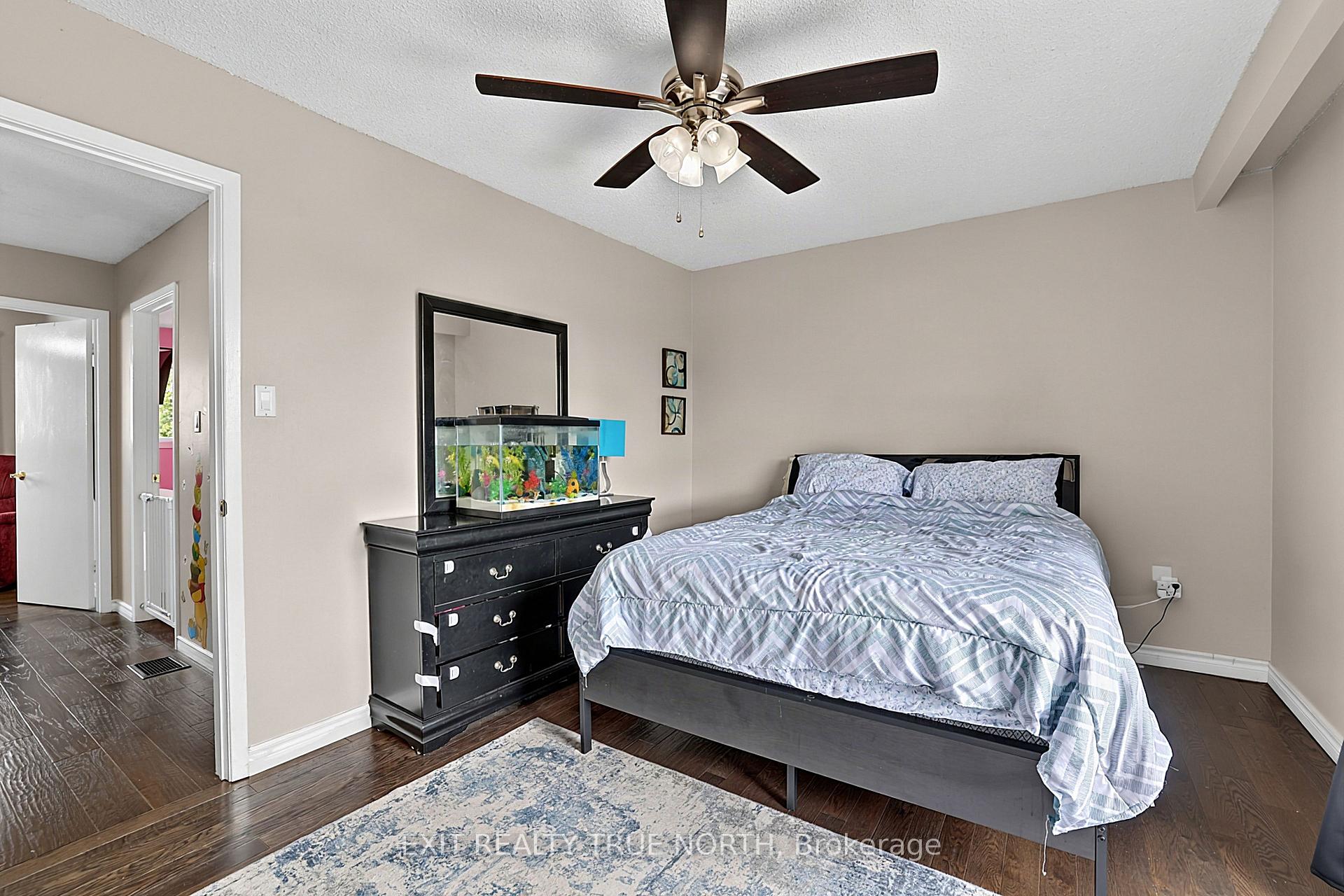Photo 21 of 73 Collins Crescent, Brampton, Brampton North — HOMEH