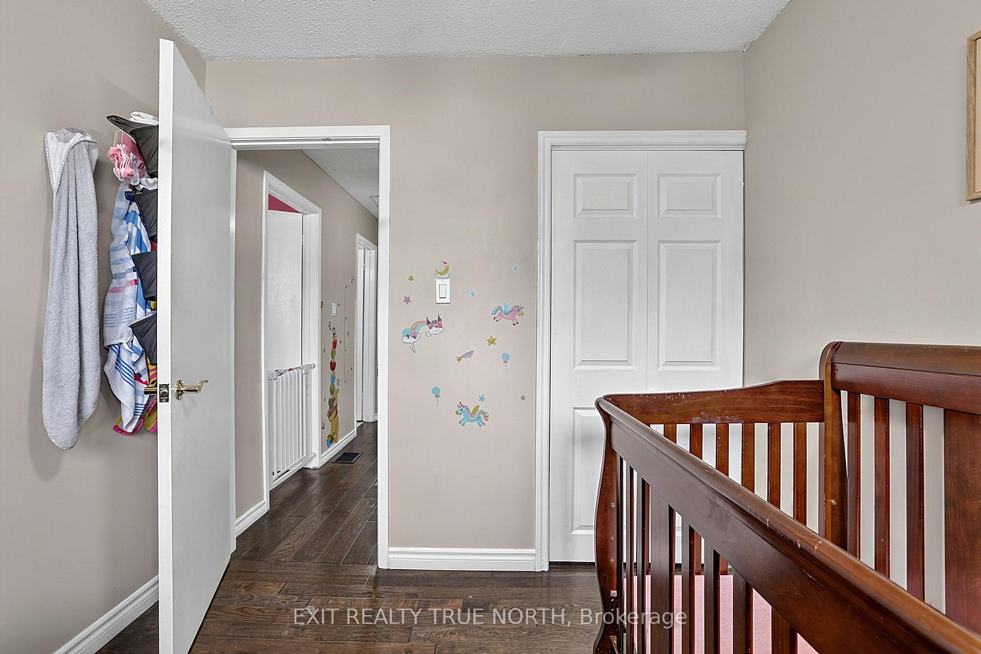 Photo 23 of 73 Collins Crescent, Brampton, Brampton North — HOMEH