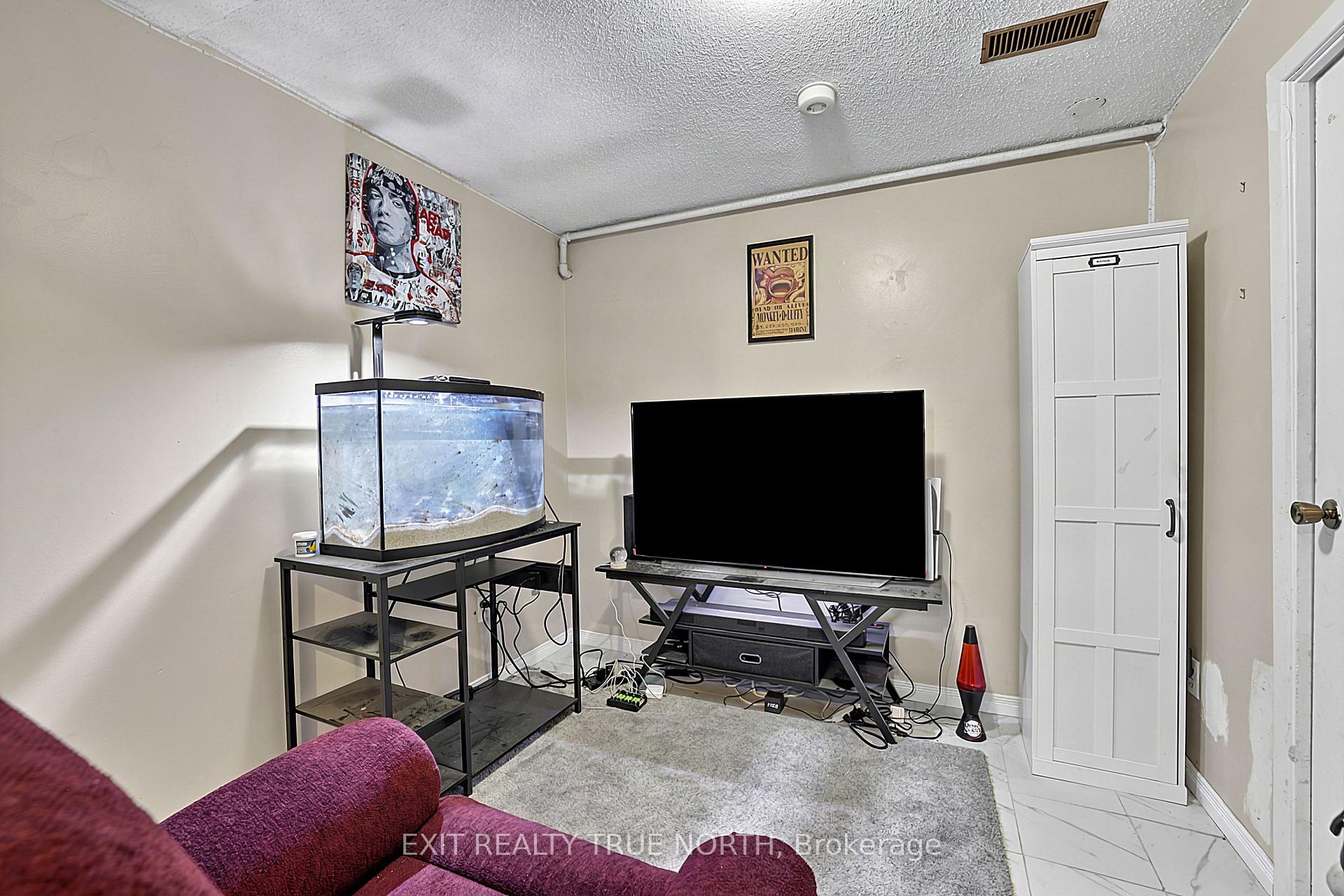 Photo 30 of 73 Collins Crescent, Brampton, Brampton North — HOMEH