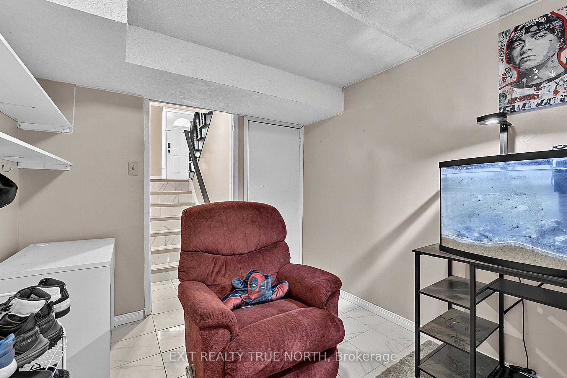 Photo 31 of 73 Collins Crescent, Brampton, Brampton North — HOMEH