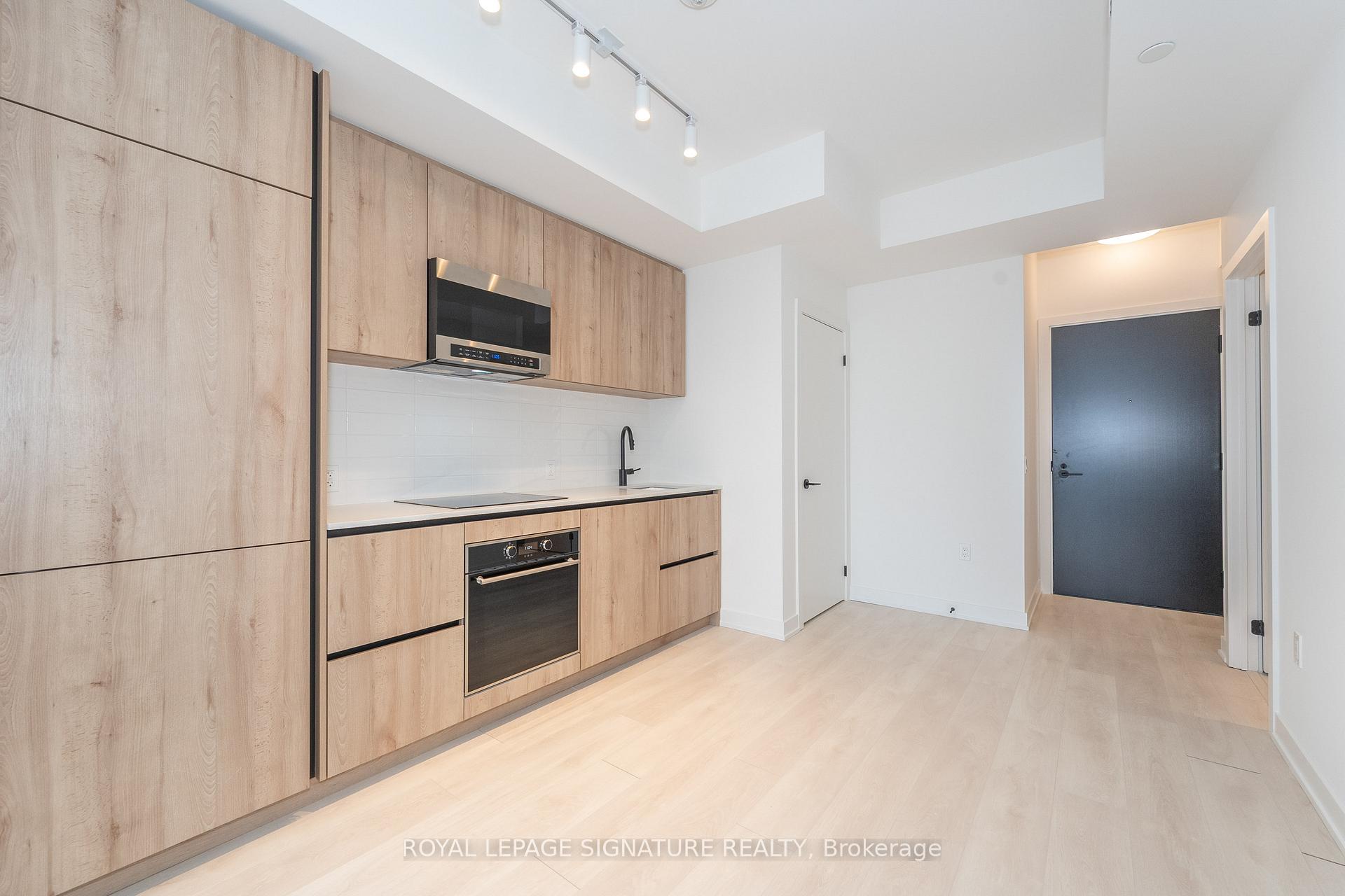 Photo 10 of Unit 3503, 127 Broadway Avenue, Toronto, Mount Pleasant West — HOMEH