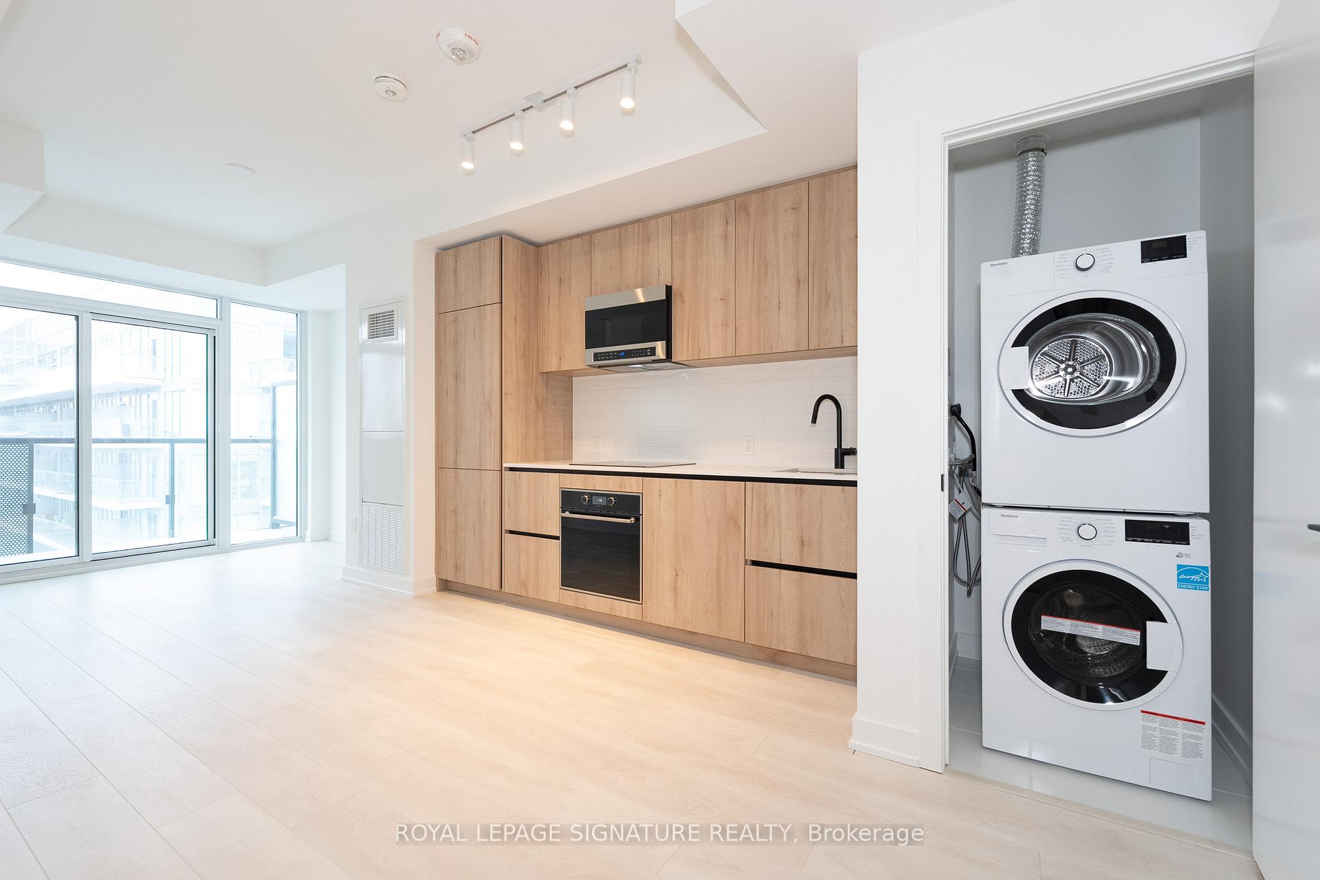 Photo 14 of Unit 3503, 127 Broadway Avenue, Toronto, Mount Pleasant West — HOMEH
