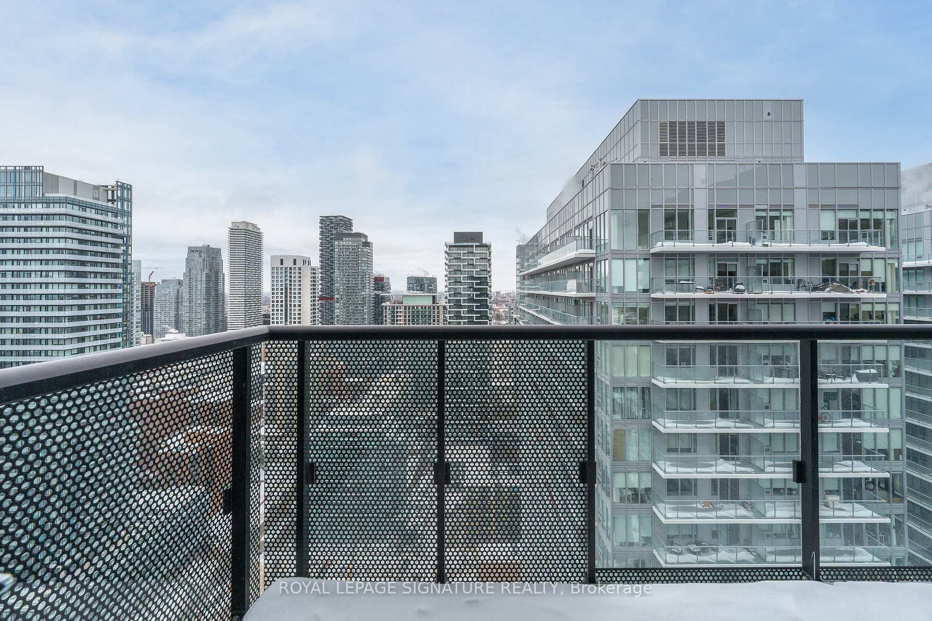 Photo 17 of Unit 3503, 127 Broadway Avenue, Toronto, Mount Pleasant West — HOMEH