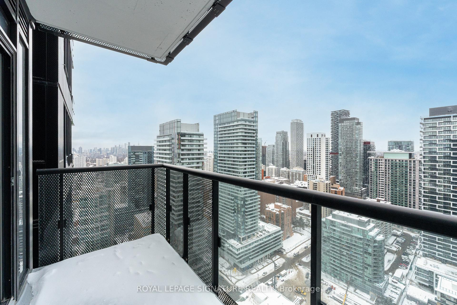Photo 19 of Unit 3503, 127 Broadway Avenue, Toronto, Mount Pleasant West — HOMEH