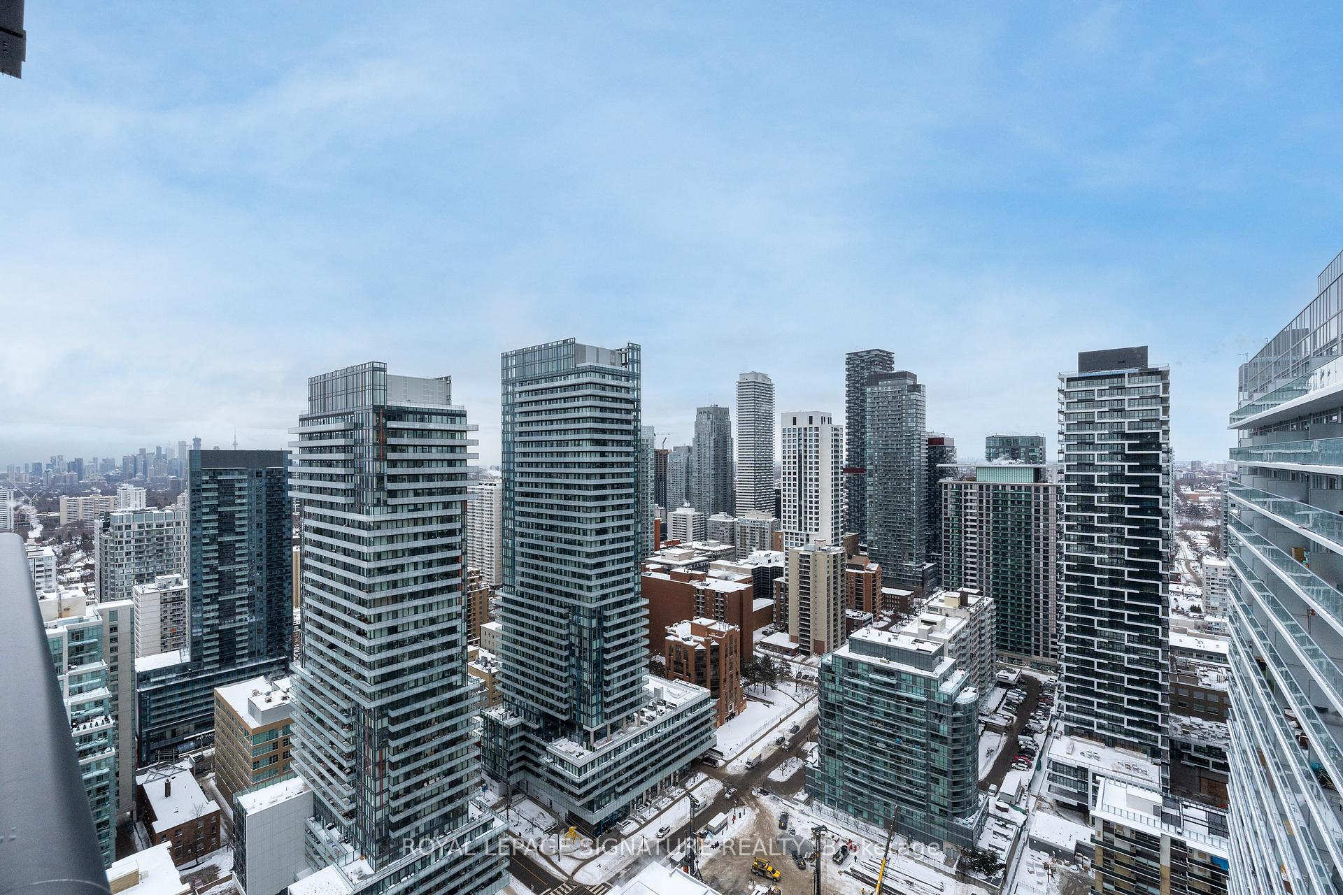 Photo 21 of Unit 3503, 127 Broadway Avenue, Toronto, Mount Pleasant West — HOMEH