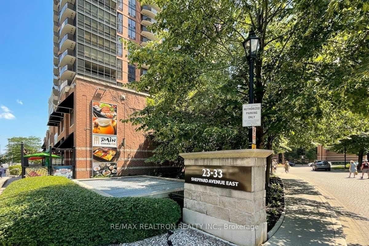 Photo 4 of Unit 1208, 23 Sheppard Avenue E, North York, Willowdale East — HOMEH