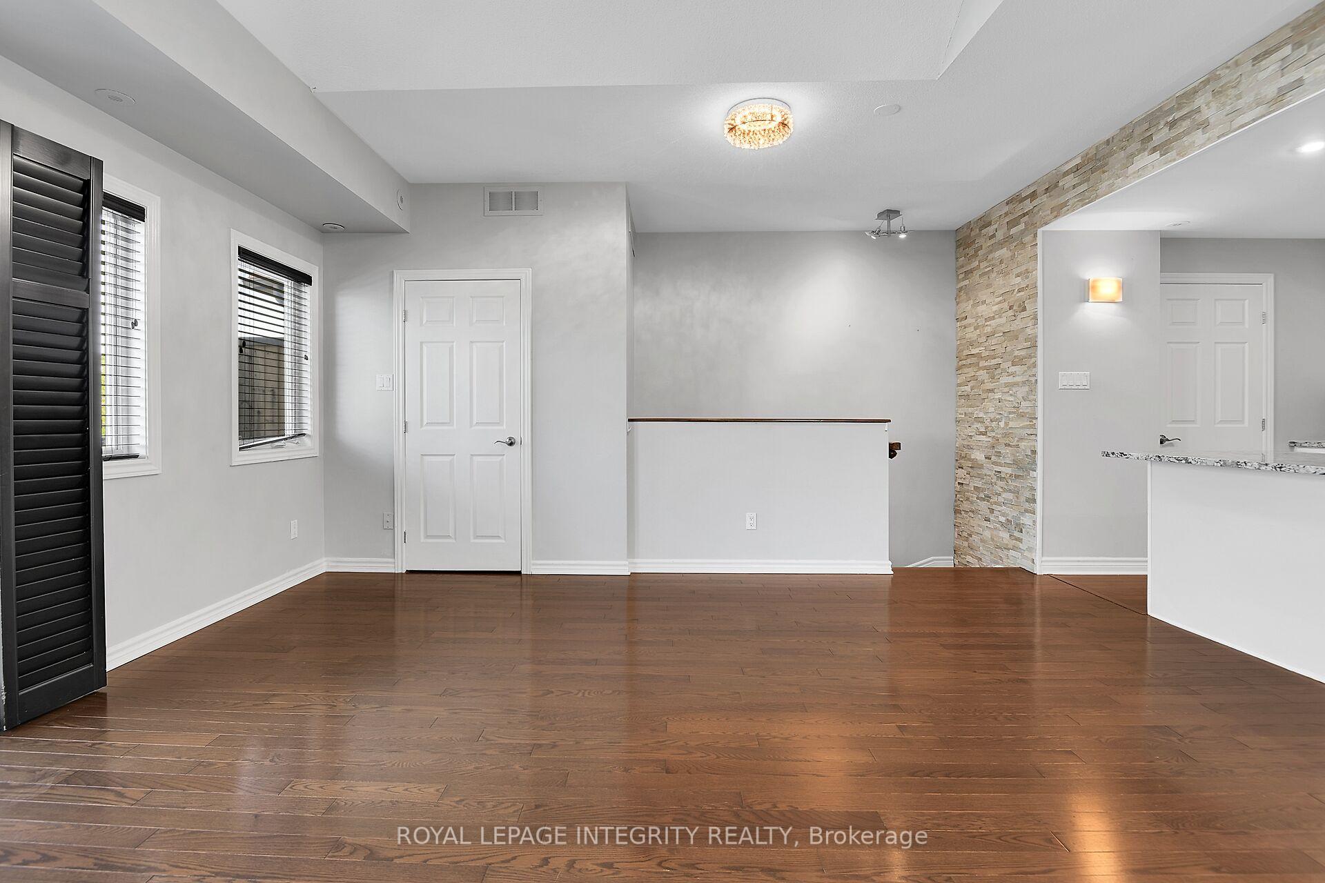 Photo 15 of Unit J, 221 Crestway Drive, Ottawa, Barrhaven East — HOMEH