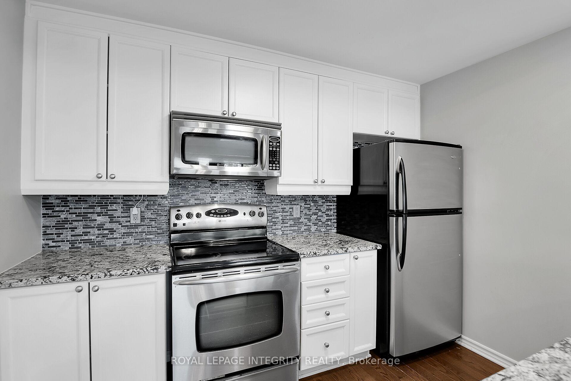 Photo 18 of Unit J, 221 Crestway Drive, Ottawa, Barrhaven East — HOMEH