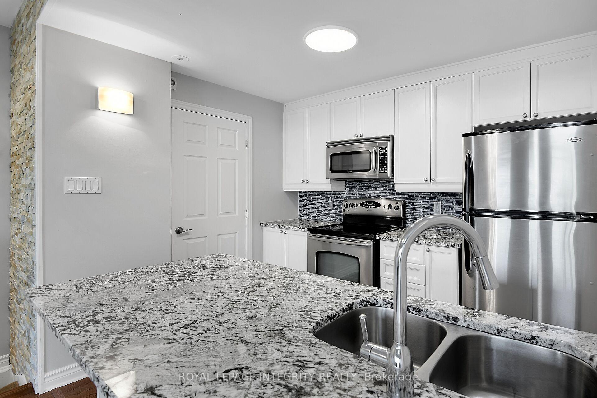 Photo 20 of Unit J, 221 Crestway Drive, Ottawa, Barrhaven East — HOMEH