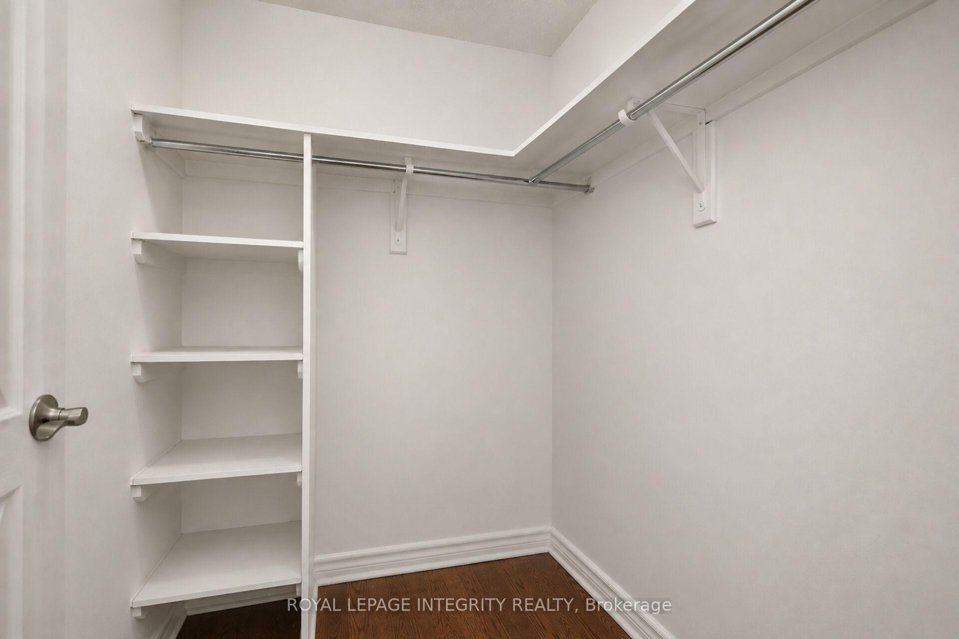 Photo 23 of Unit J, 221 Crestway Drive, Ottawa, Barrhaven East — HOMEH