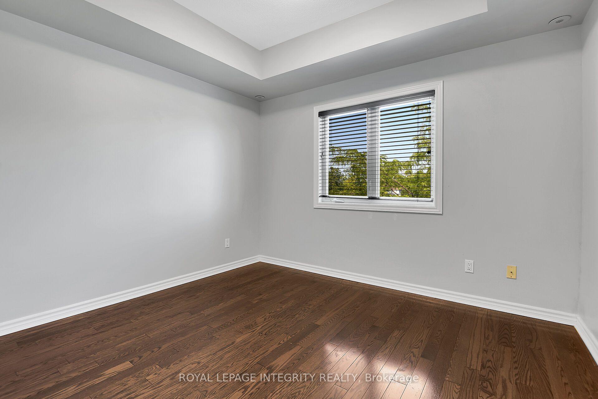 Photo 25 of Unit J, 221 Crestway Drive, Ottawa, Barrhaven East — HOMEH