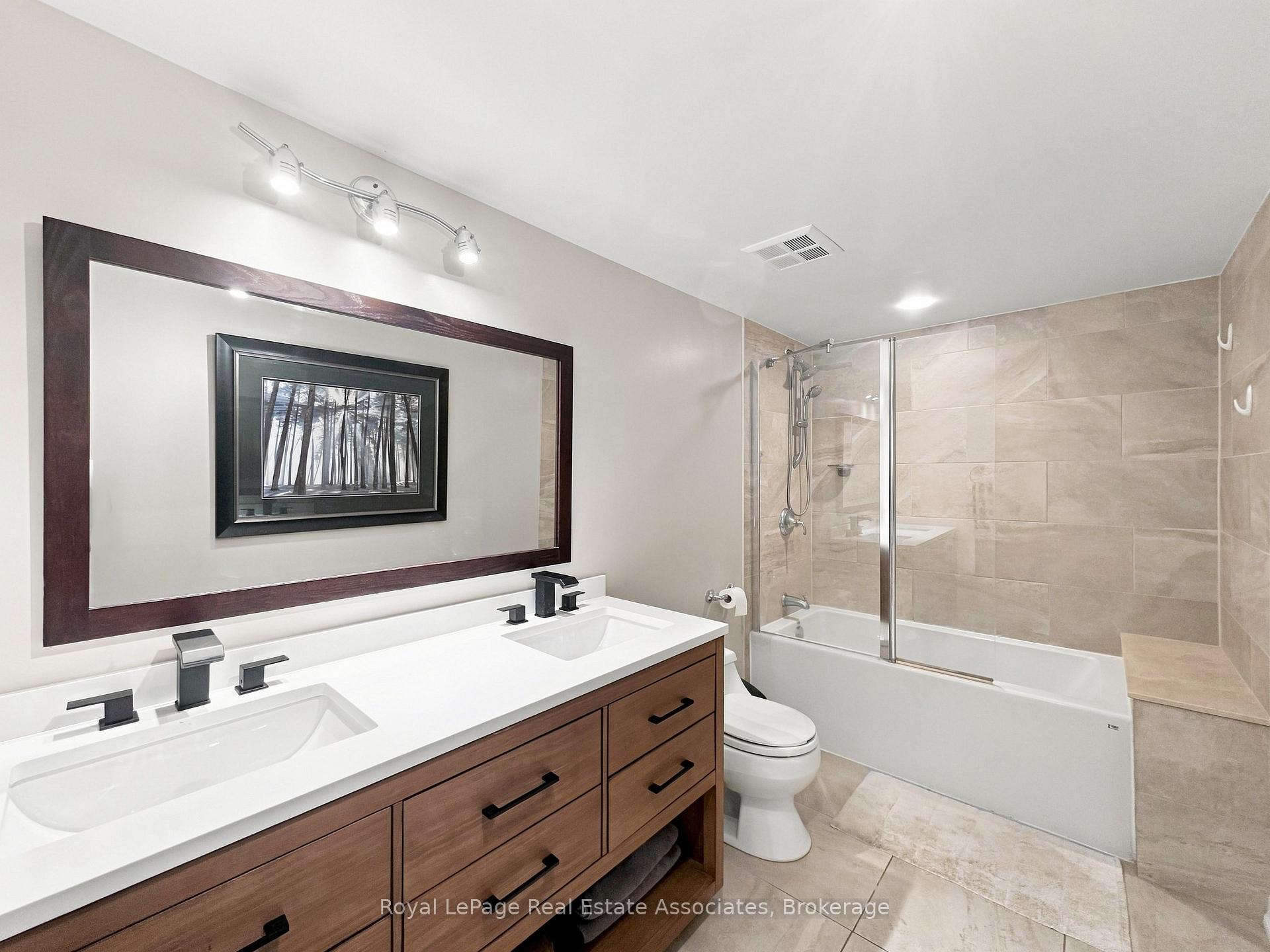 Photo 10 of 67 Caroline Street, Hamilton, Durand — HOMEH
