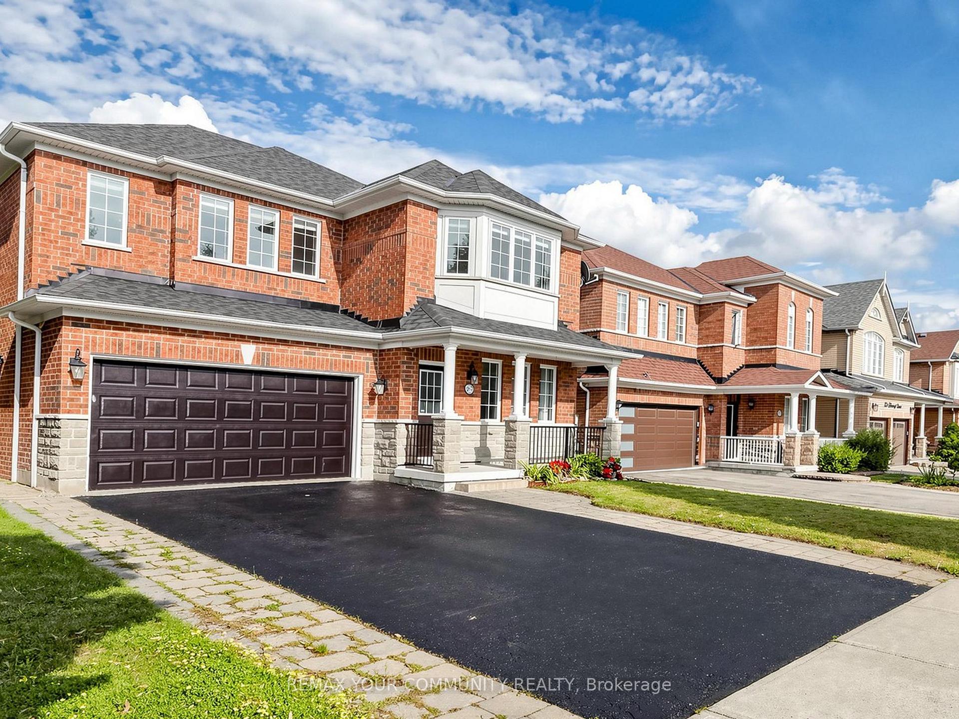 Photo 3 of 267 Bilbrough Street, Aurora, Bayview Northeast — HOMEH