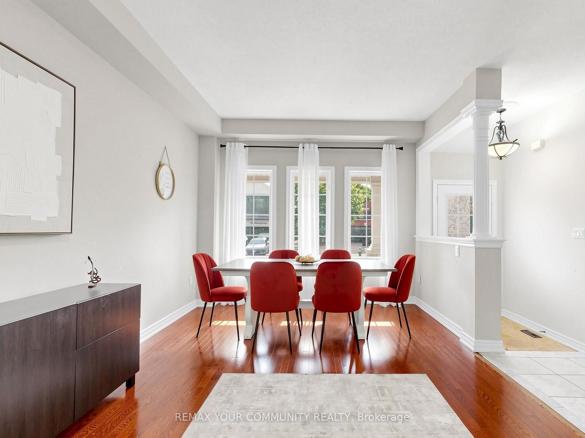 Photo 8 of 267 Bilbrough Street, Aurora, Bayview Northeast — HOMEH