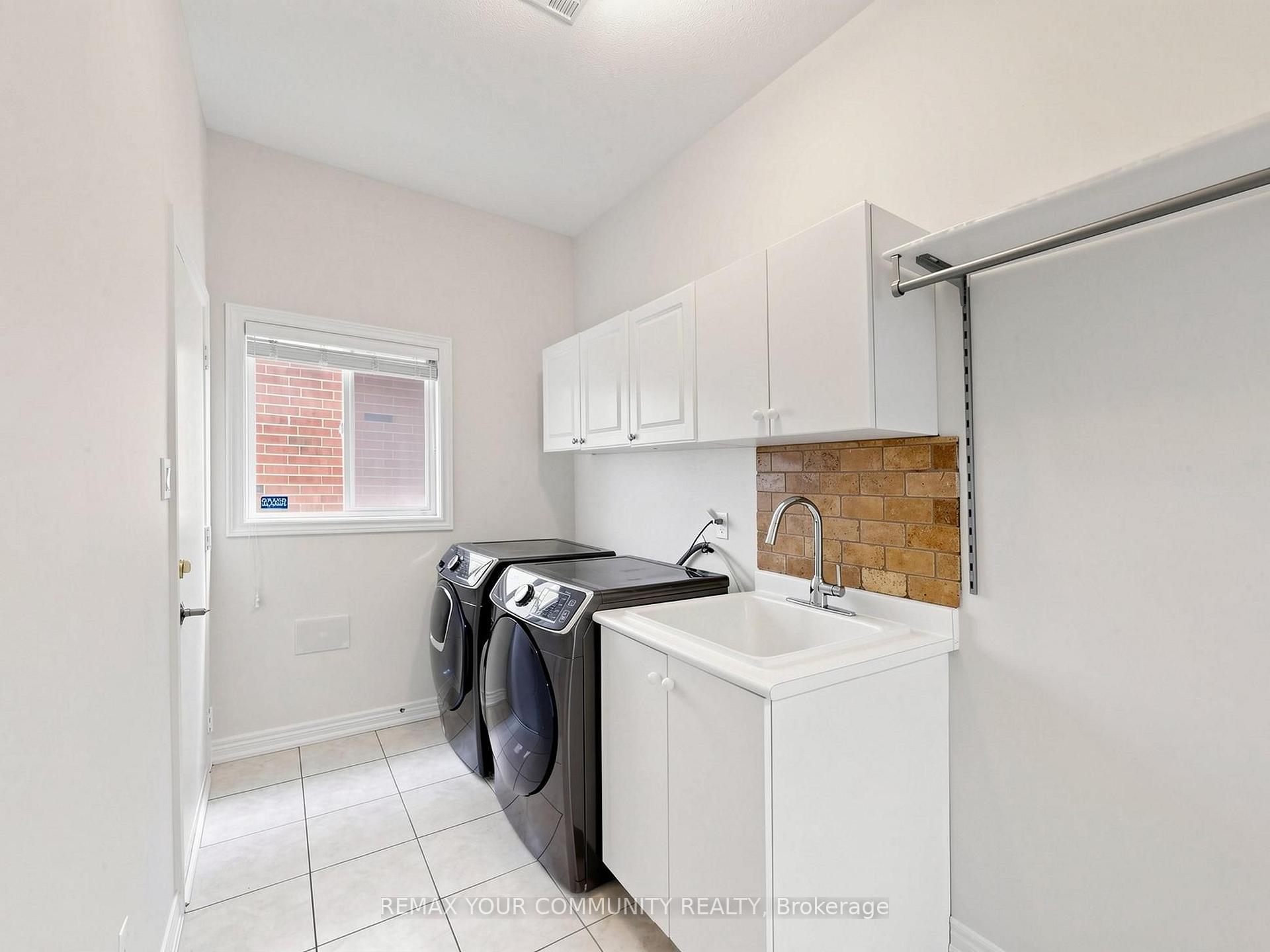 Photo 20 of 267 Bilbrough Street, Aurora, Bayview Northeast — HOMEH
