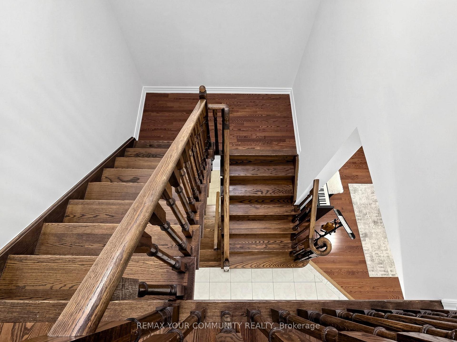 Photo 21 of 267 Bilbrough Street, Aurora, Bayview Northeast — HOMEH